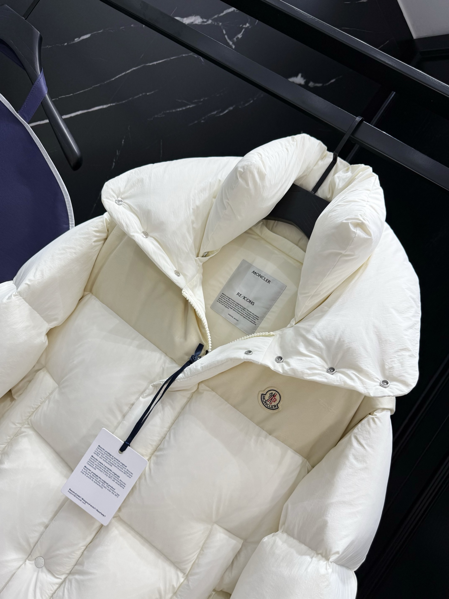 2025秋冬新款🆕（可拆卸马甲羽绒服）原版1:1订制五金配件全进口原版定制 欢迎专柜对比 绝对的高品质 