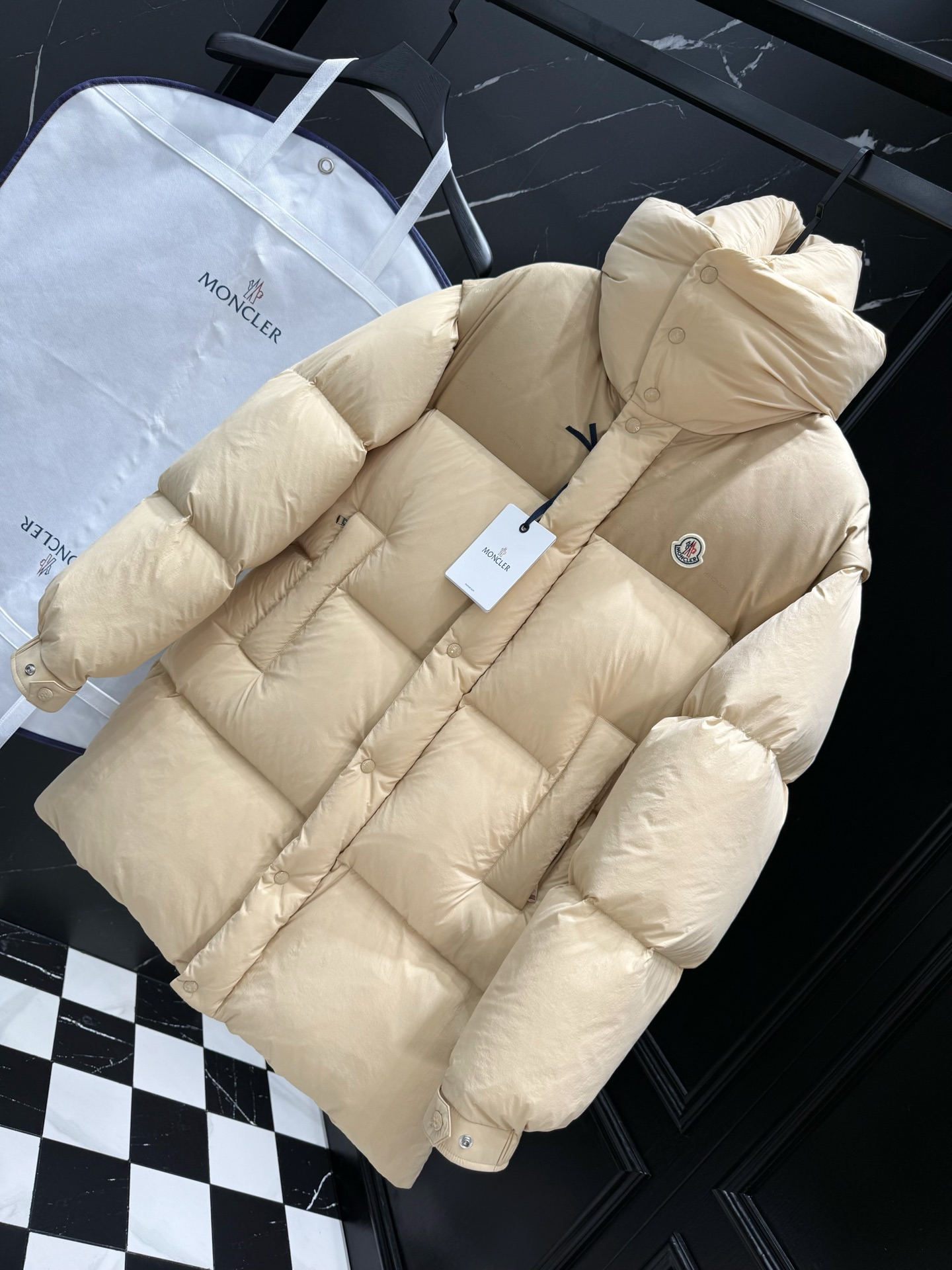 2025秋冬新款🆕（可拆卸马甲羽绒服）原版1:1订制五金配件全进口原版定制 欢迎专柜对比 绝对的高品质 