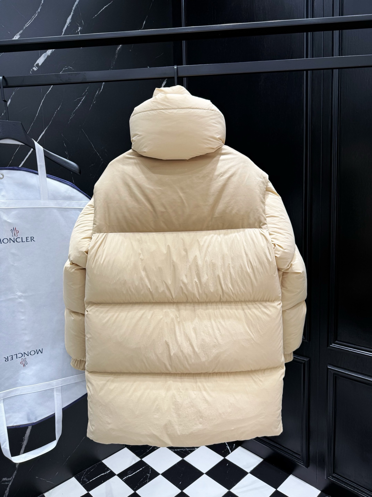 2025秋冬新款🆕（可拆卸马甲羽绒服）原版1:1订制五金配件全进口原版定制 欢迎专柜对比 绝对的高品质 