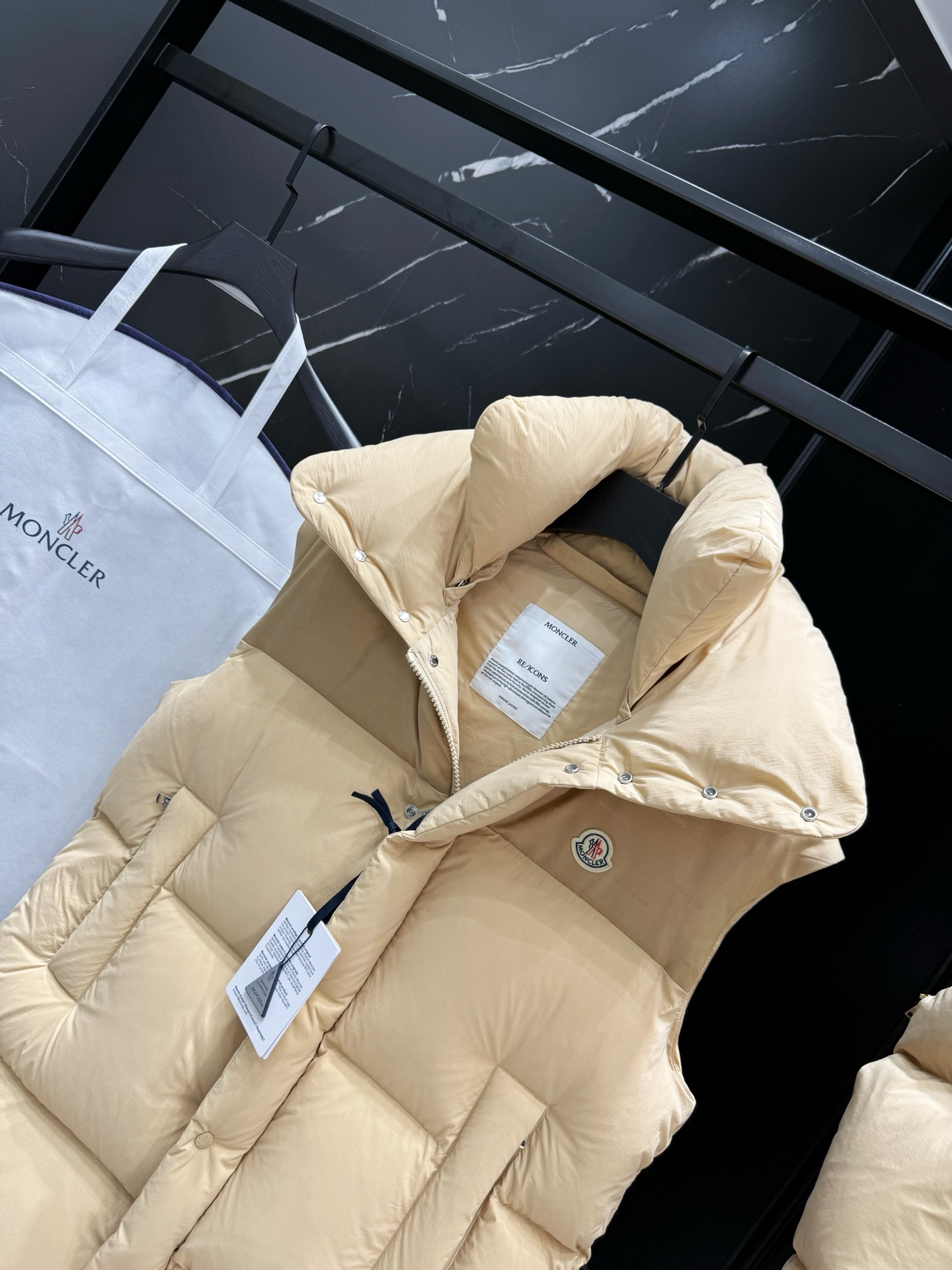 拆卸马甲挂拍8689