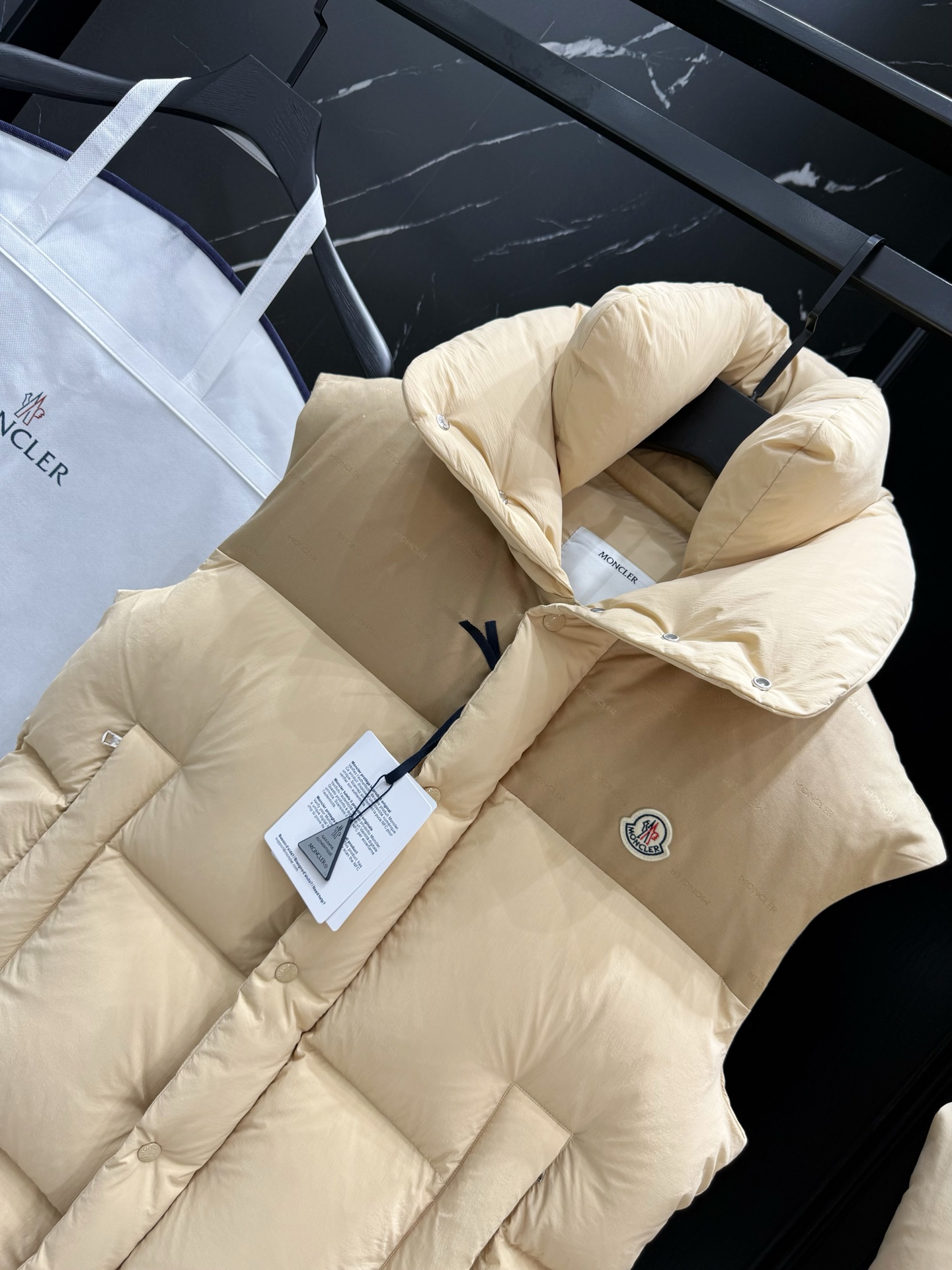 拆卸马甲挂拍8689