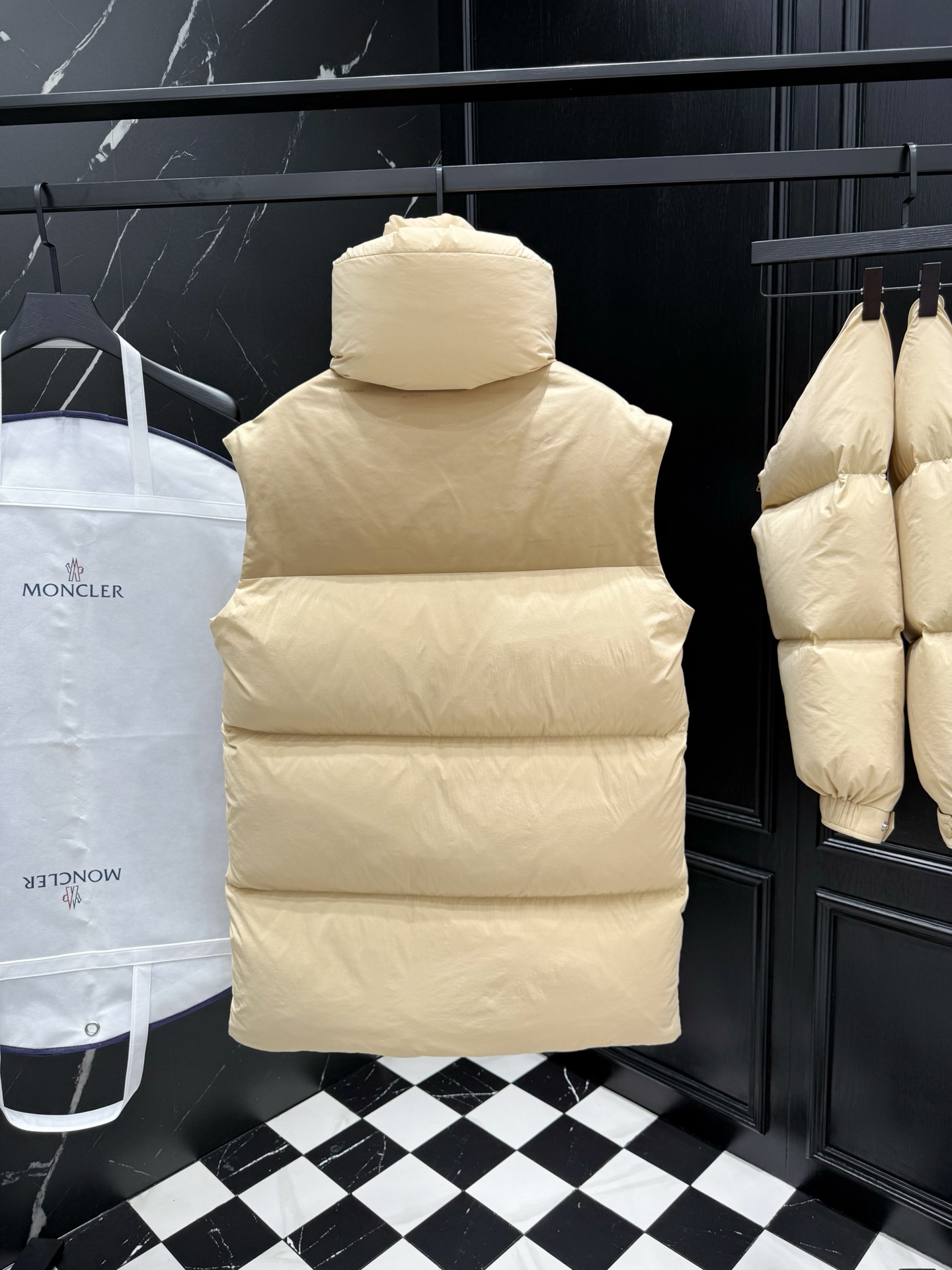 拆卸马甲挂拍8689