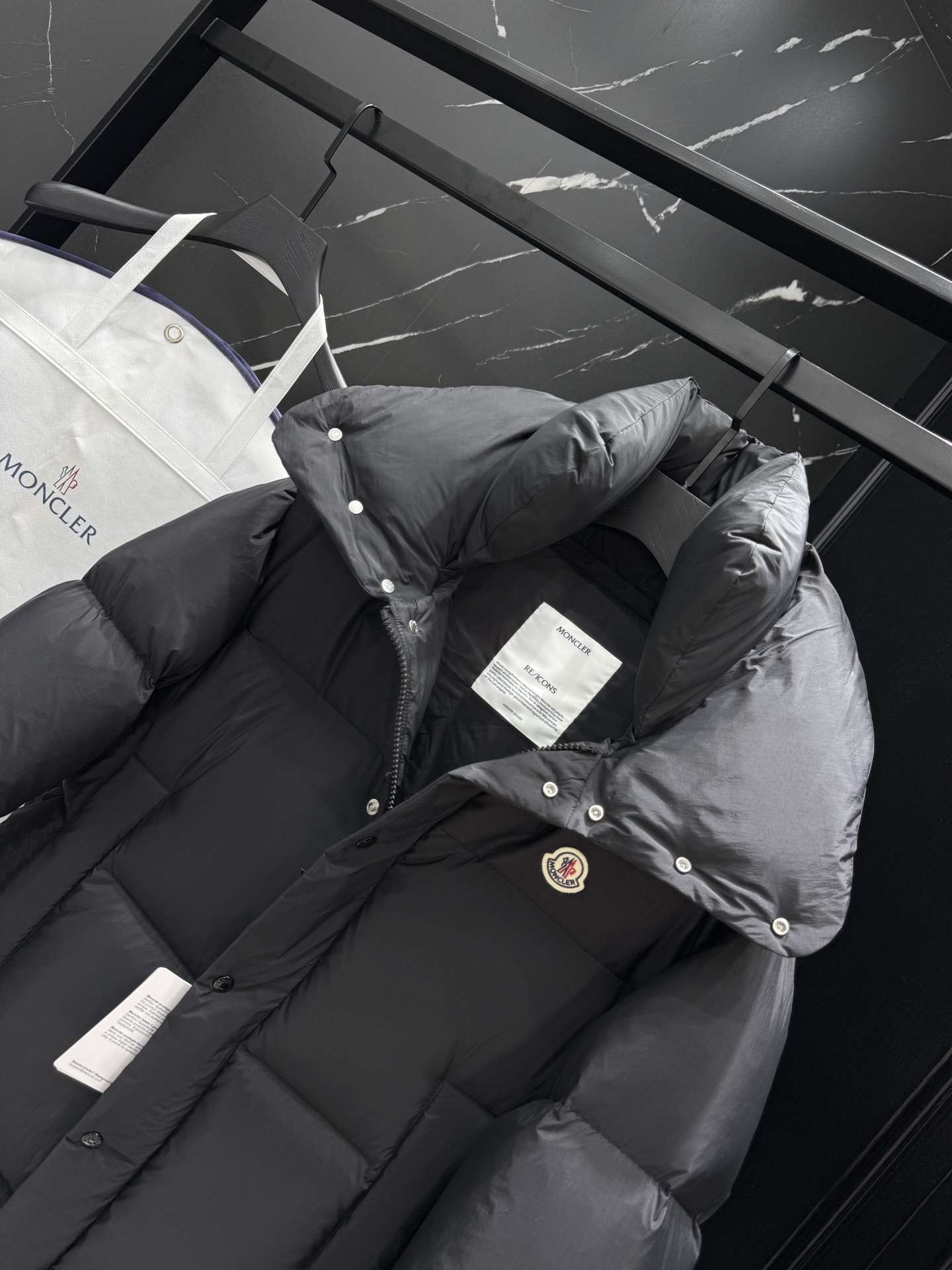 2025秋冬新款🆕（可拆卸马甲羽绒服）原版1:1订制五金配件全进口原版定制 欢迎专柜对比 绝对的高品质 