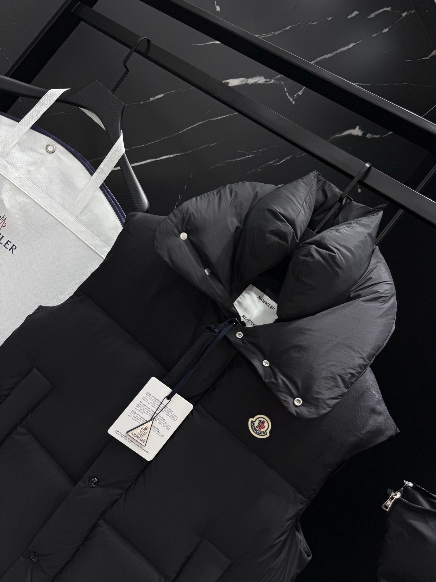 拆卸马甲挂拍8689