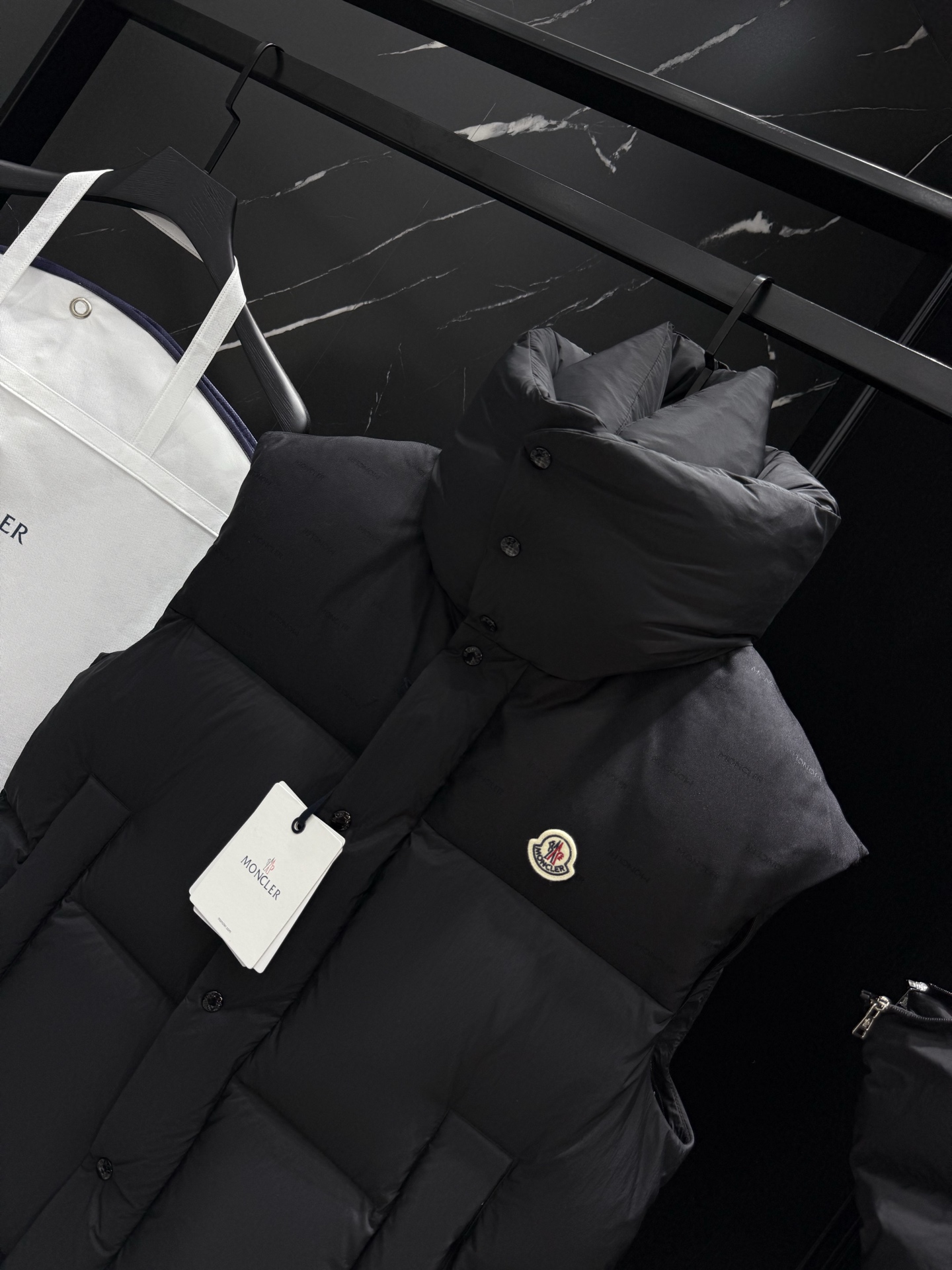 拆卸马甲挂拍8689