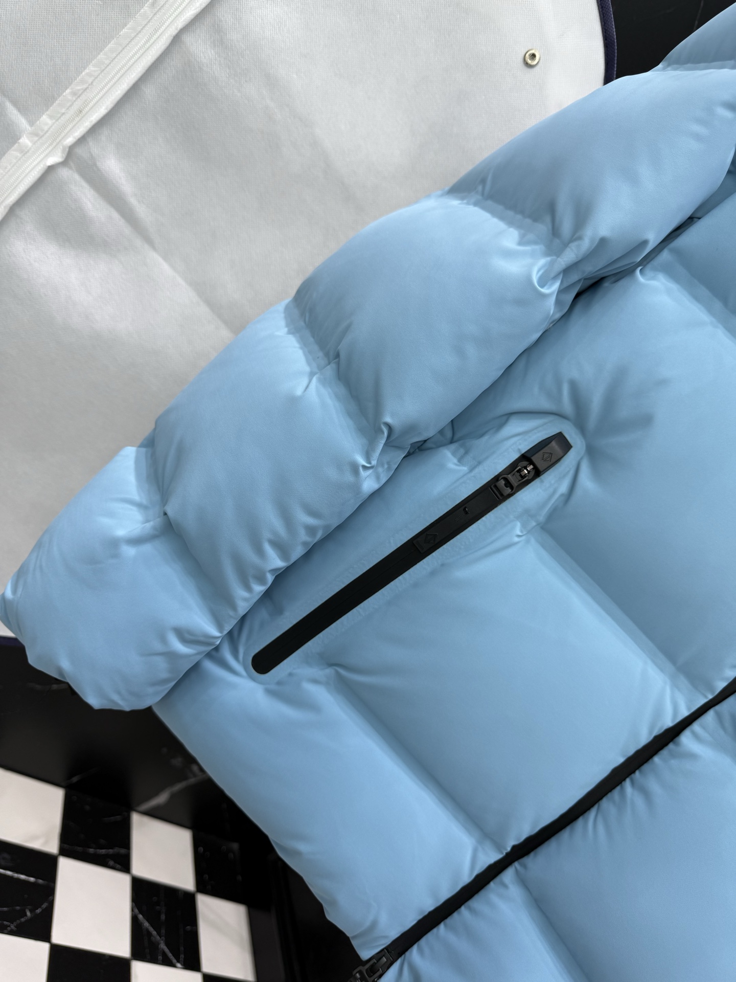 2025秋冬新款🆕原版1:1订制五金配件全进口原版定制 欢迎专柜对比 绝对的高品质 采用顶级95白鸭绒 