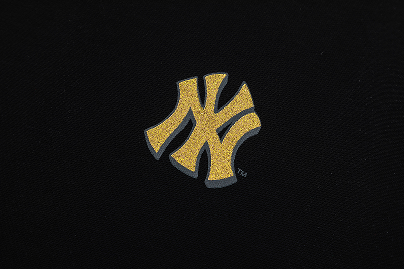 Cotton Fabric Men’s Shirt in Black and White, Various Sizes Available - 图片 4