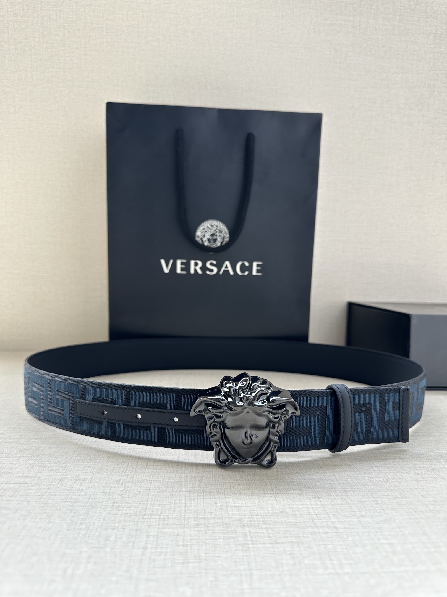 Versace Cinturón Cuero de vaca Tejidos Medusa