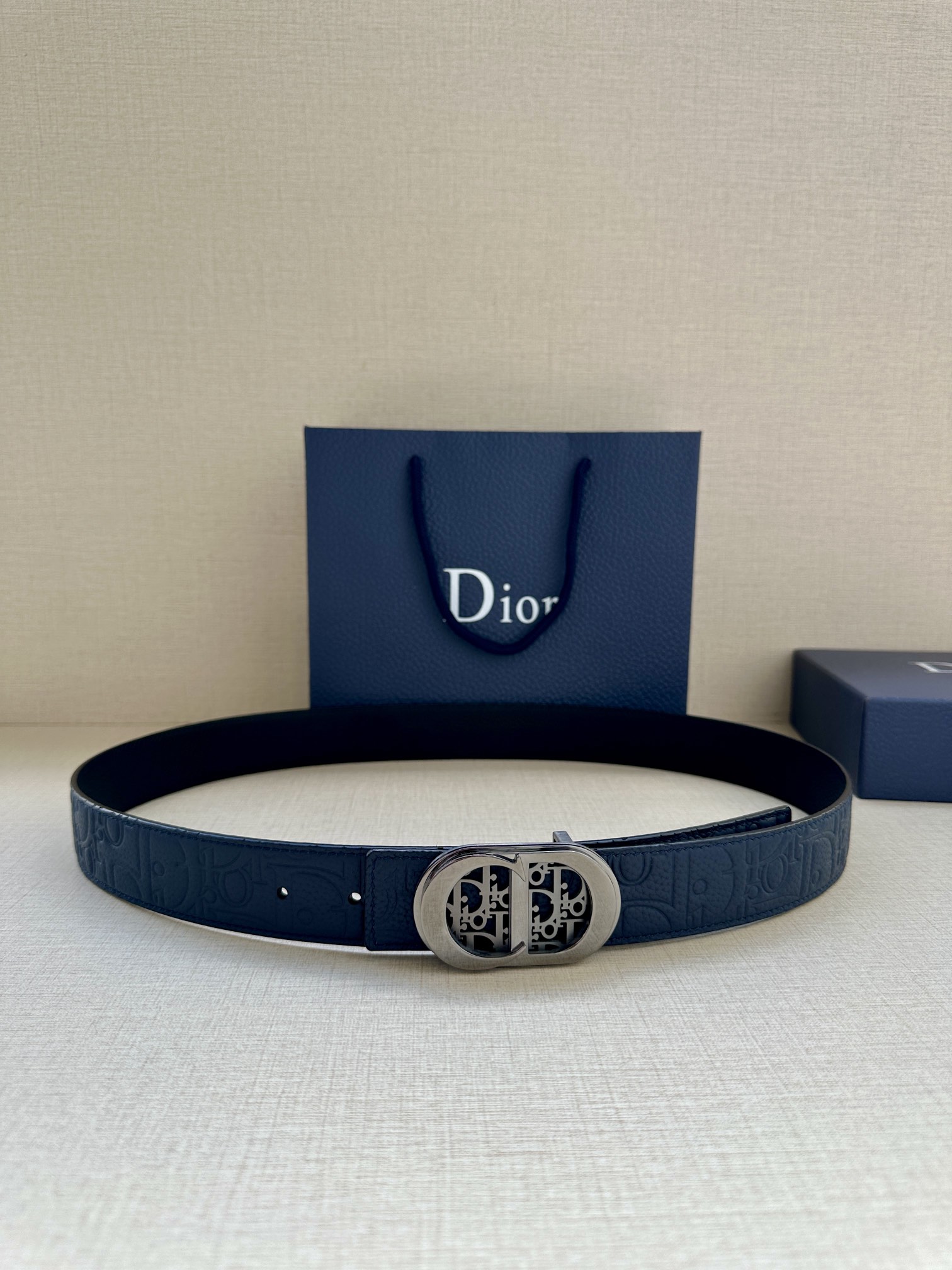 Gucci Style Beige Men's Belts Lookbook Reference image 1