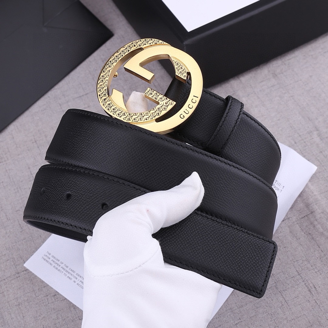 宽度4.0 cm GUCCI 加厚钢扣/双面头层手掌纹、采用精挑细选进口顶级牛皮，手感柔软细腻！品质保证