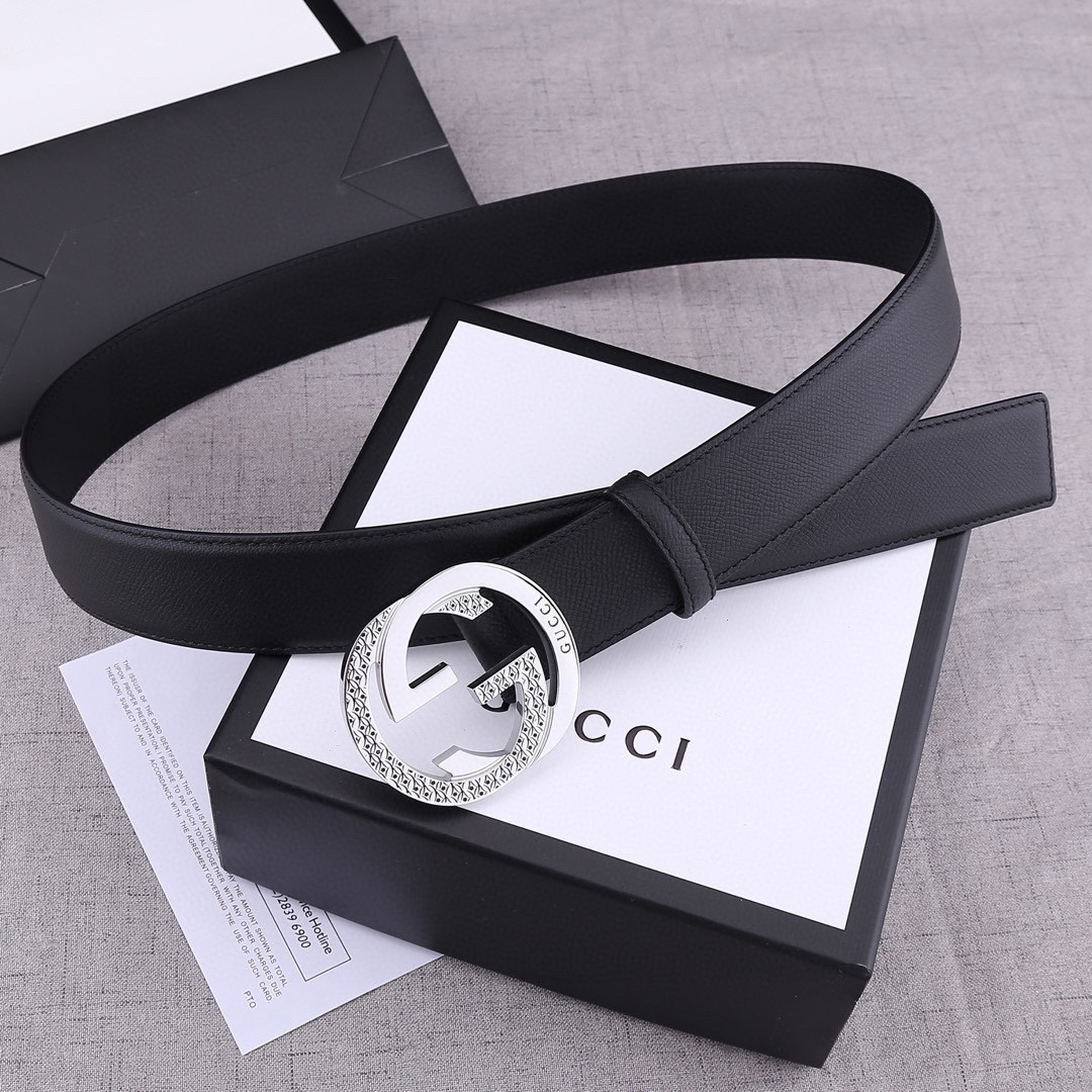 宽度4.0 cm GUCCI 加厚钢扣/双面头层手掌纹、采用精挑细选进口顶级牛皮，手感柔软细腻！品质保证
