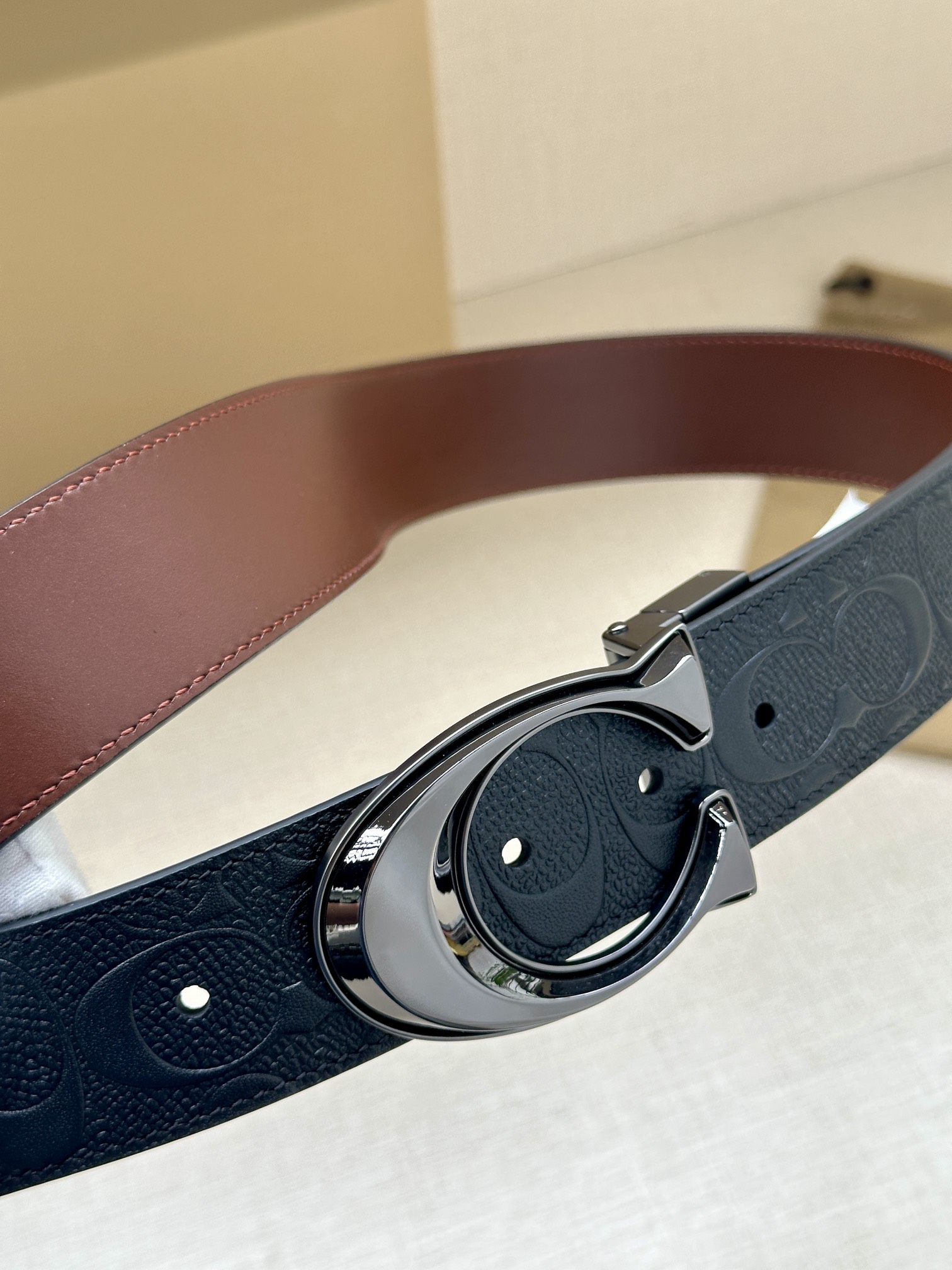 “COACH Double Belt: Classic Plaque and Fine Leather, 3.8 cm Wide” - 图片 3