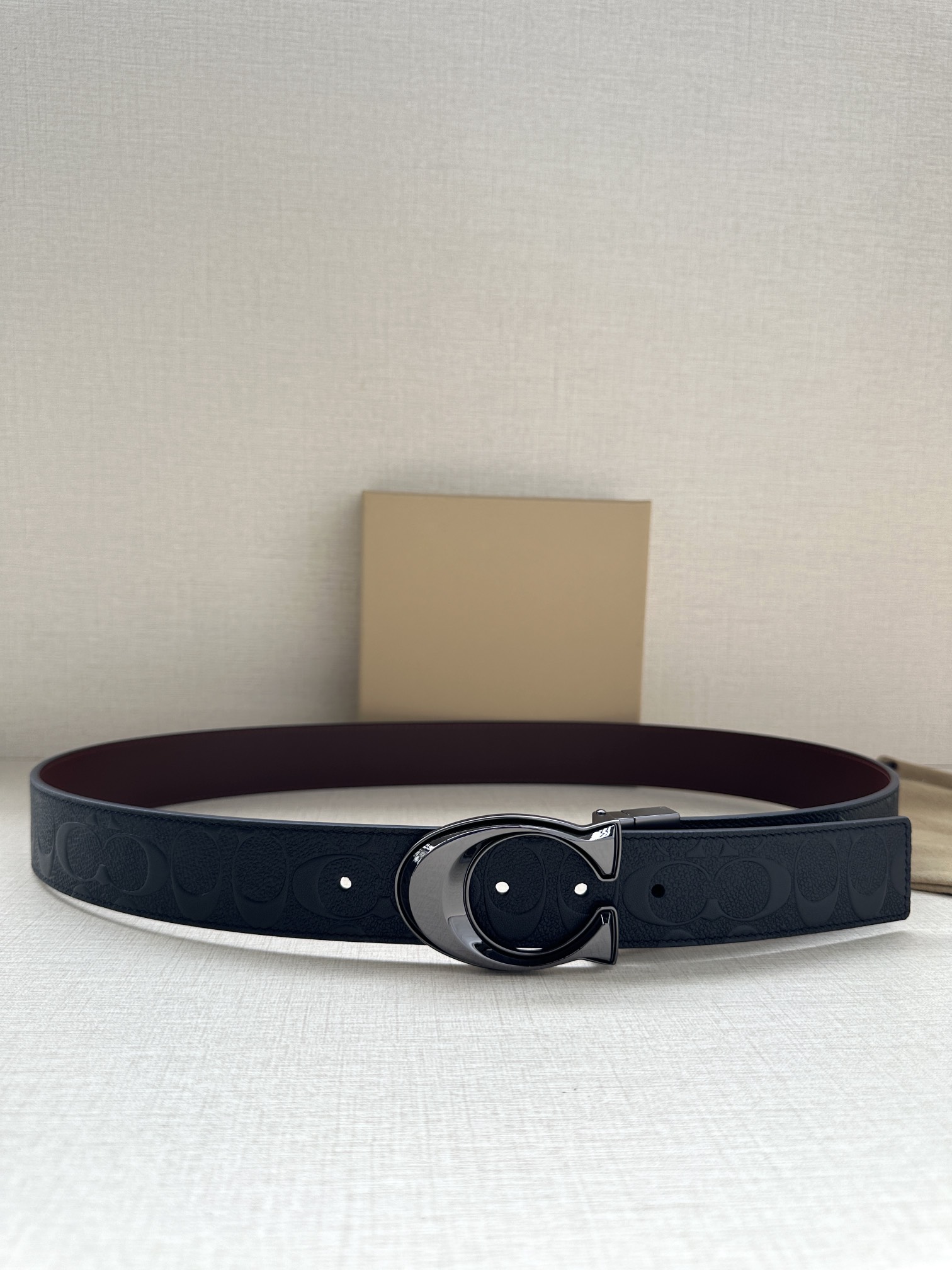 “COACH Double Belt: Classic Plaque and Fine Leather, 3.8 cm Wide”