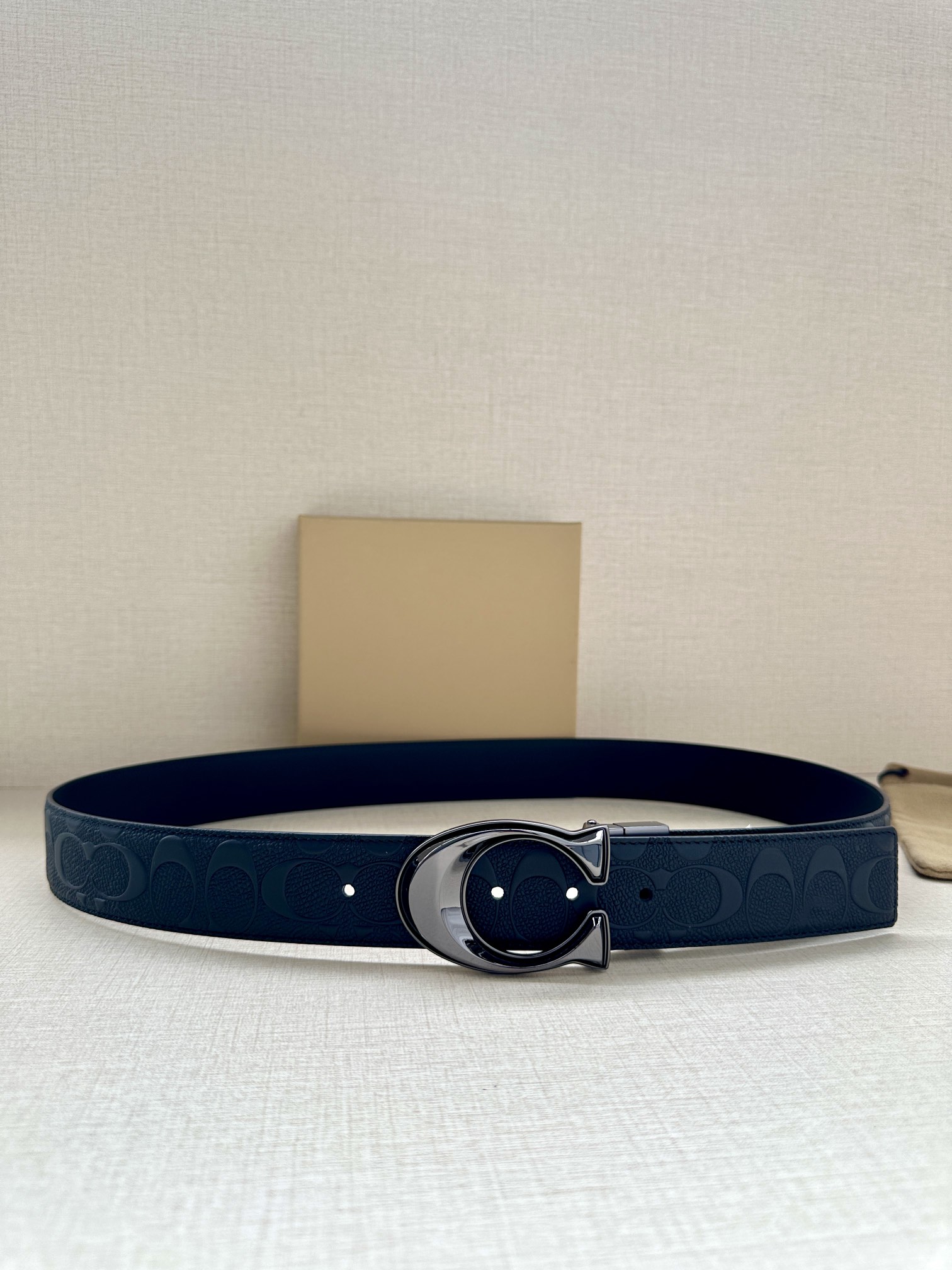 “COACH Double Belt Purchase: Classic Plaque & Fine Leather, 3.8cm Wide”