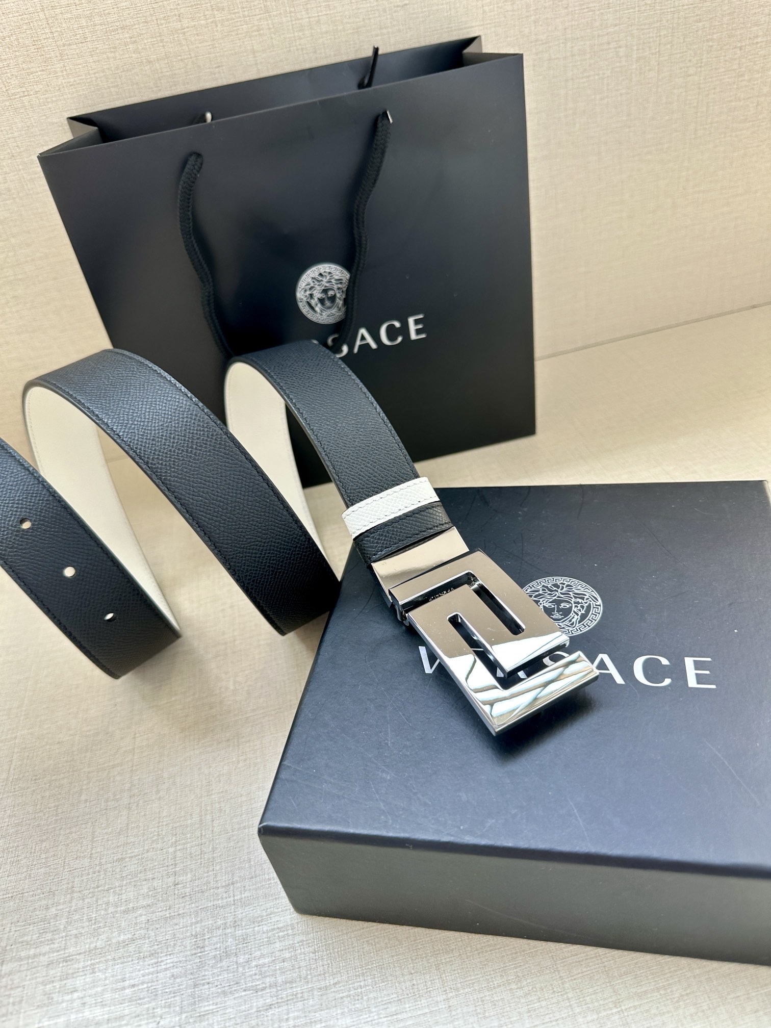 宽度3.5cm VERSACE （范思哲）两面手掌纹