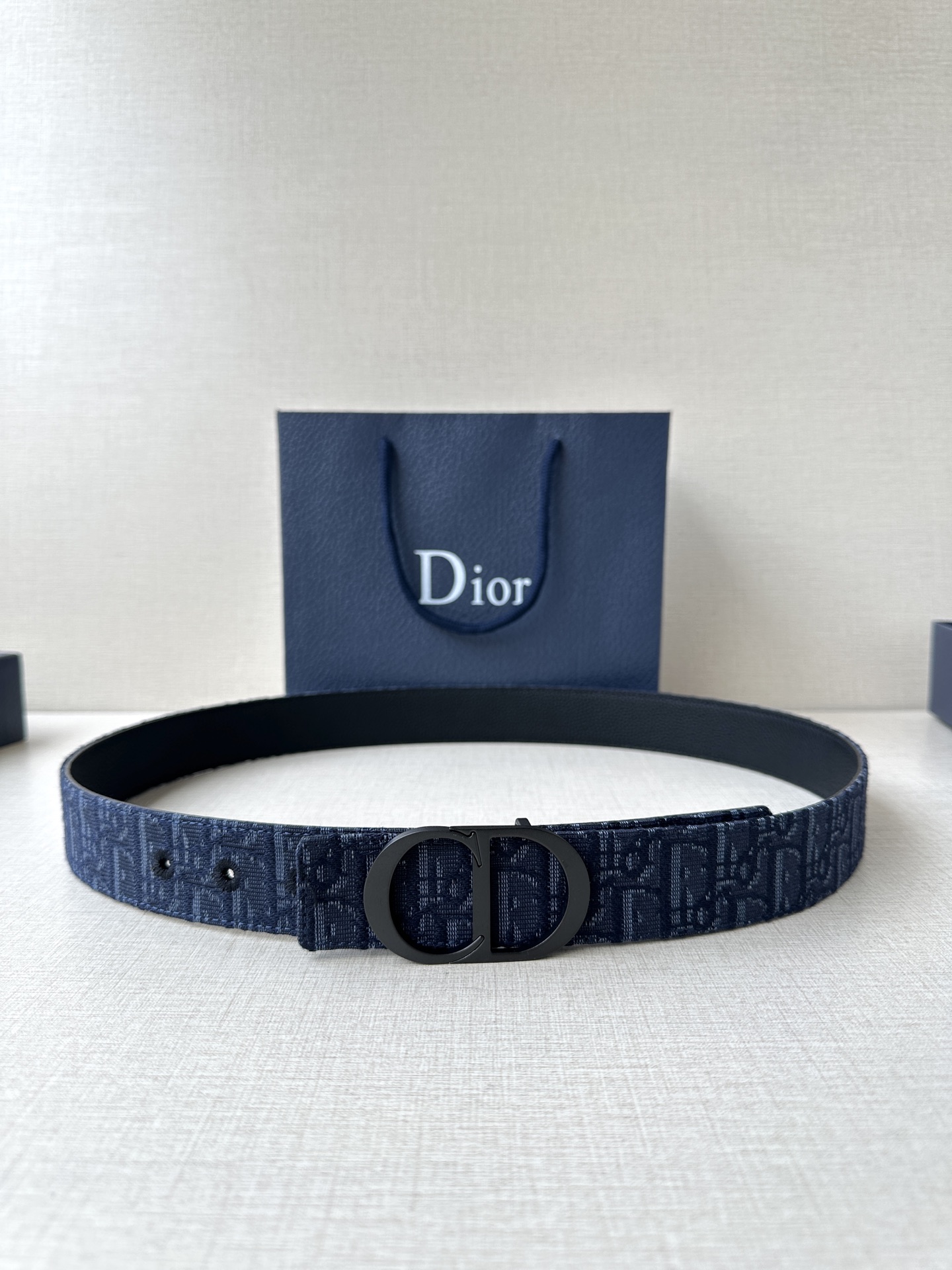 Dior Style Black Leather Men's Belts Lookbook Reference image 1
