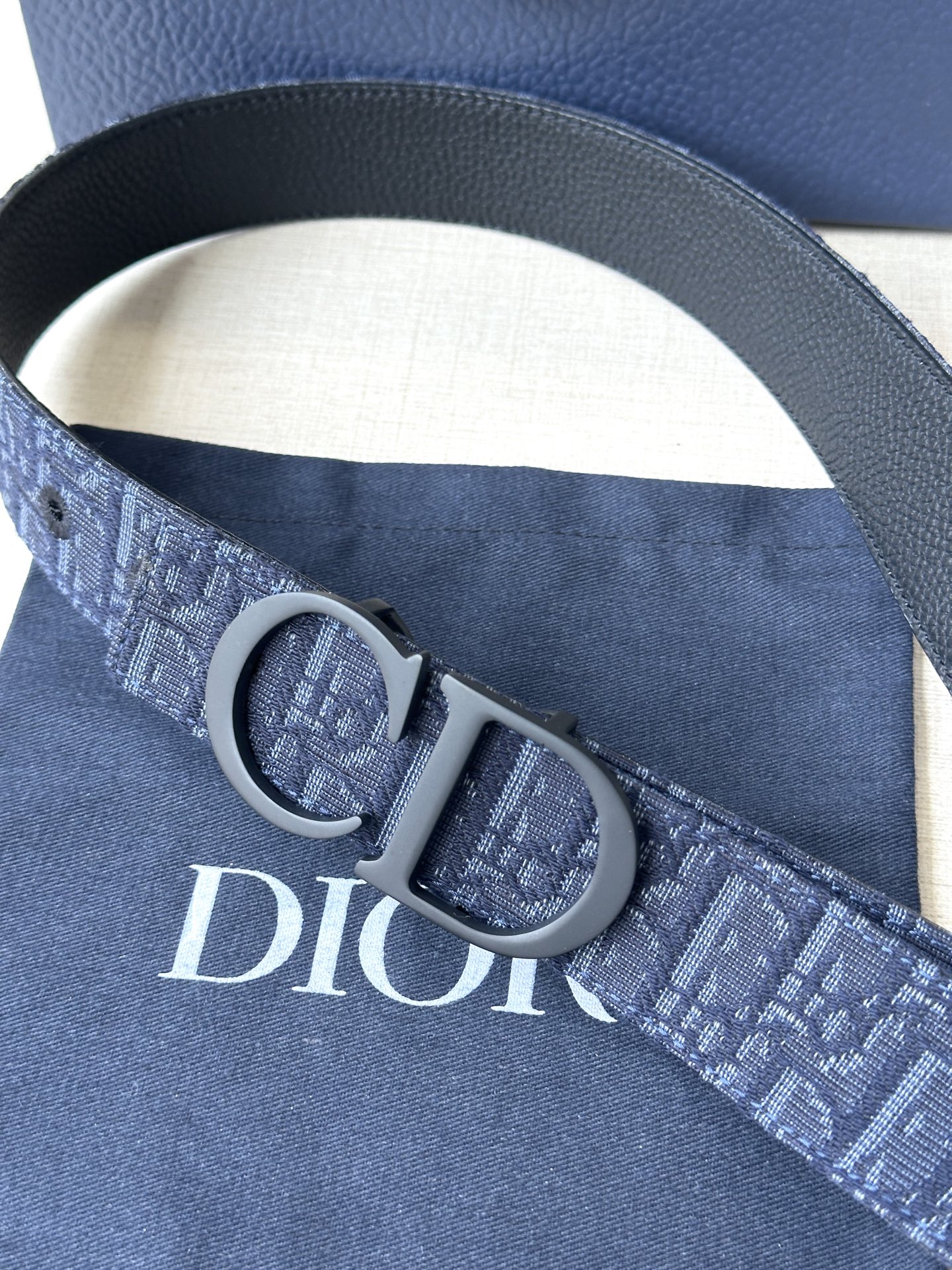 Dior Style Black Leather Men's Belts Lookbook Reference image 2