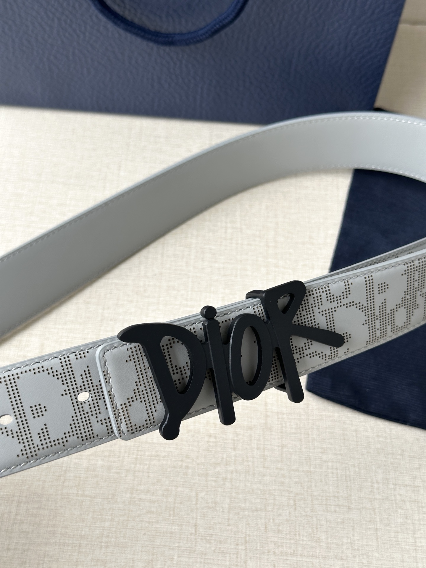 Dior Style Black Leather Men's Belts Lookbook Reference image 2