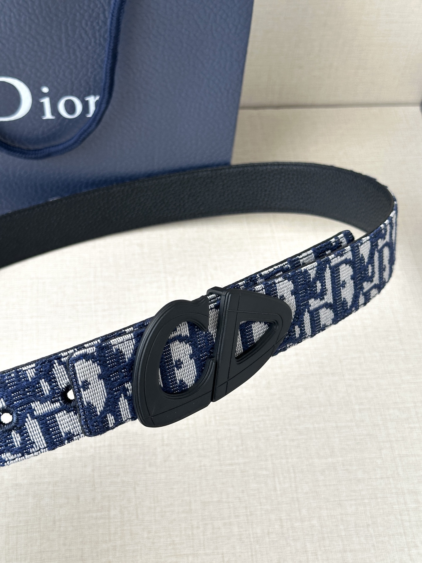 Dior Style Black Men's Belts Lookbook Reference image 2