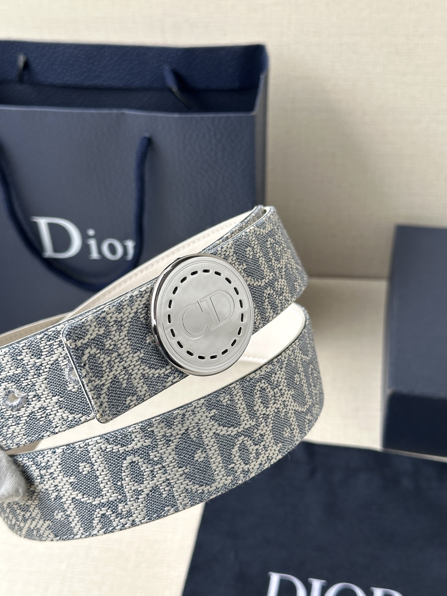 Authentic Dior Zidio Belt: Inspired by Rotational Mechanism of Handbag, Natural Smooth Cattle. - 图片 7