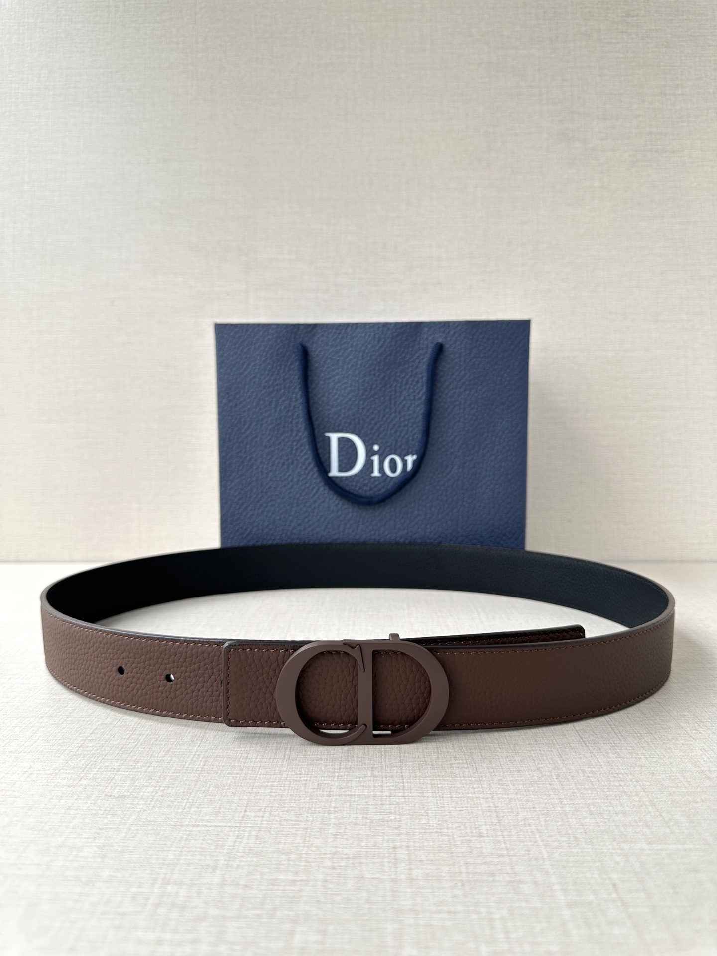 Real-Grade DIOR Belt: Elegant 3.5cm Width with CD Icon Logo & Stainless Steel Dummies