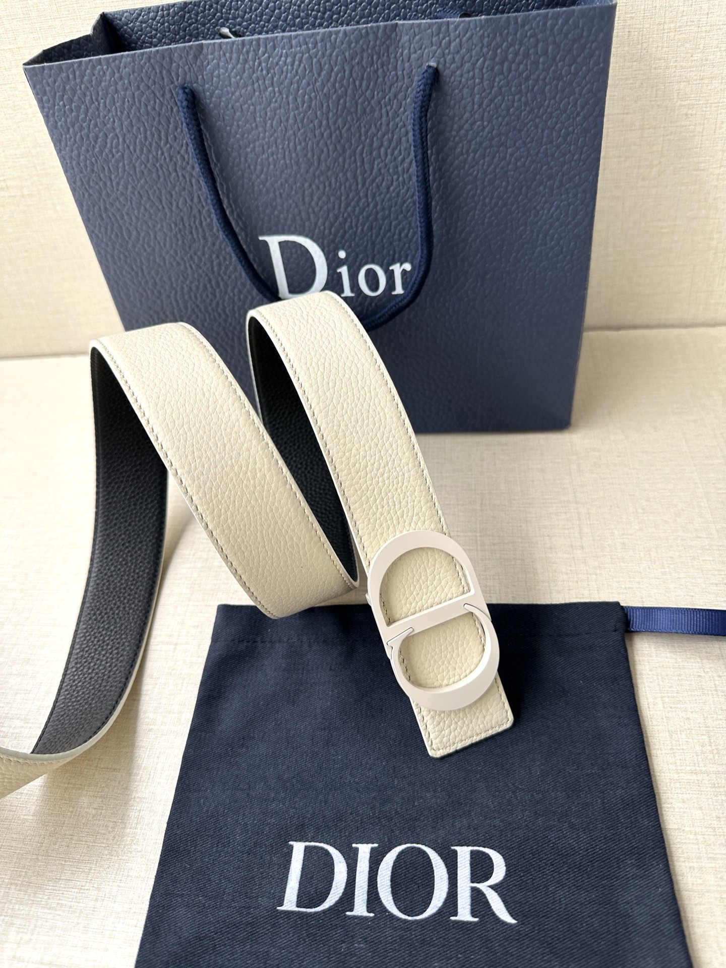 Luxury DIOR Belt: Real-Grade 3.5cm Width, Green Dummies, CD Icon Logo. - 图片 5