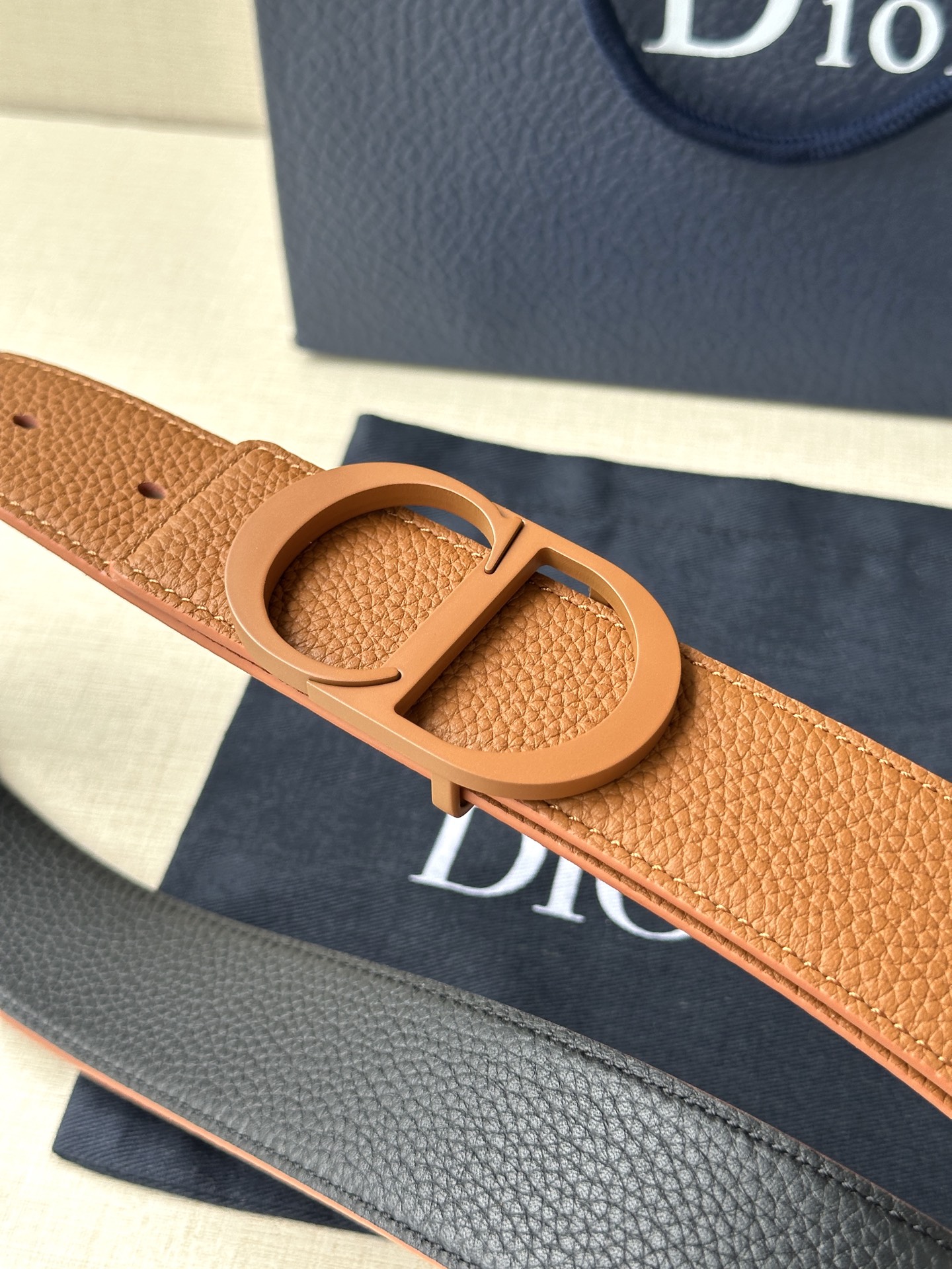 Luxury Real-Grade DIOR Belt: 3.5cm Width, Green Dummies, CD Icon Logo - 图片 2