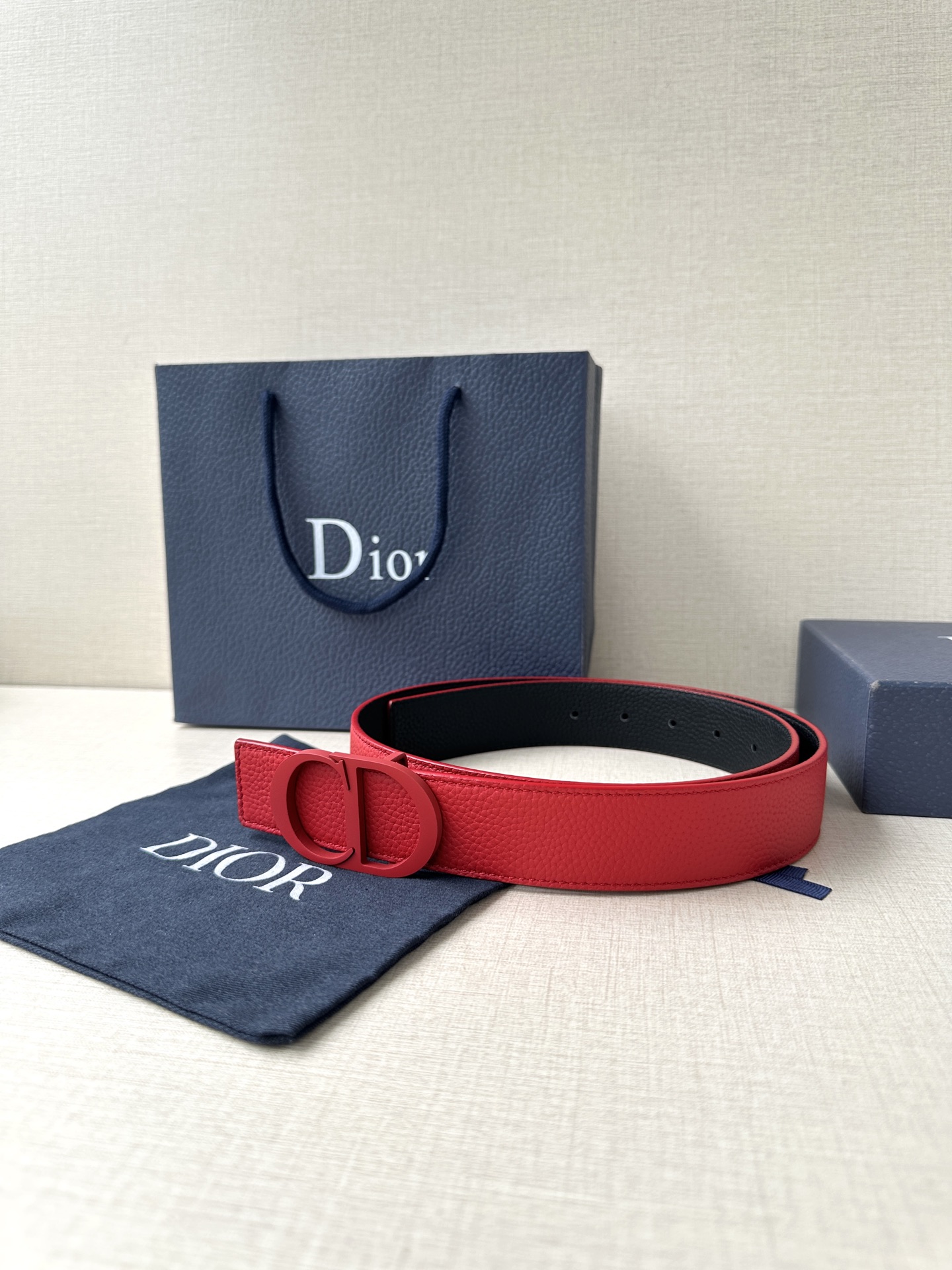 Real-Grade DIOR Belt: Green Dummy Design with Stainless Steel CD Icon Logo - 图片 4