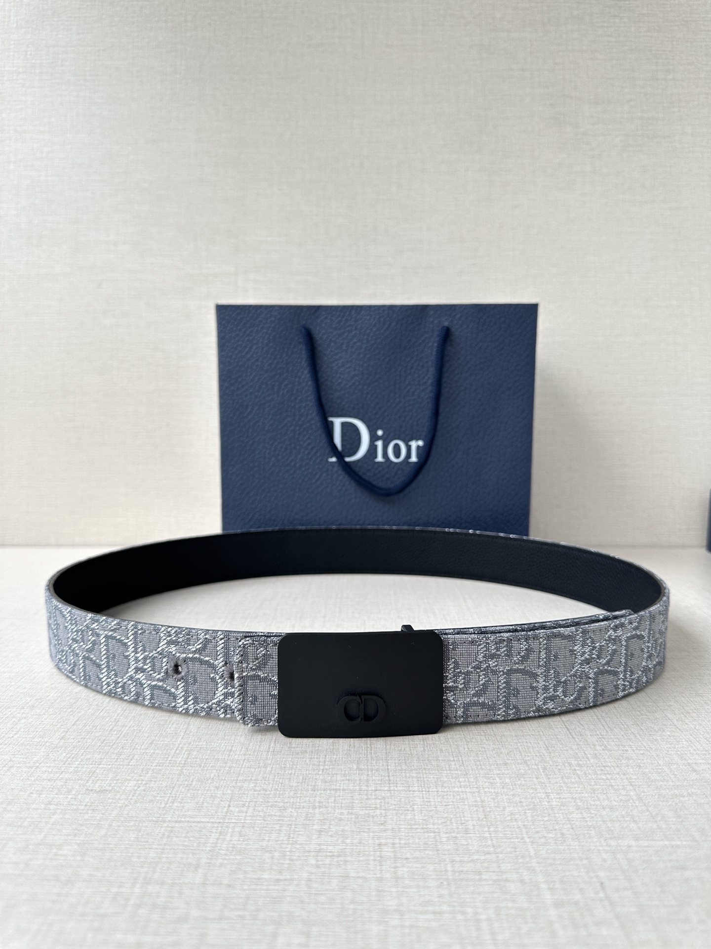 Dior Style Beige Leather Men's Belts Lookbook Reference image 1