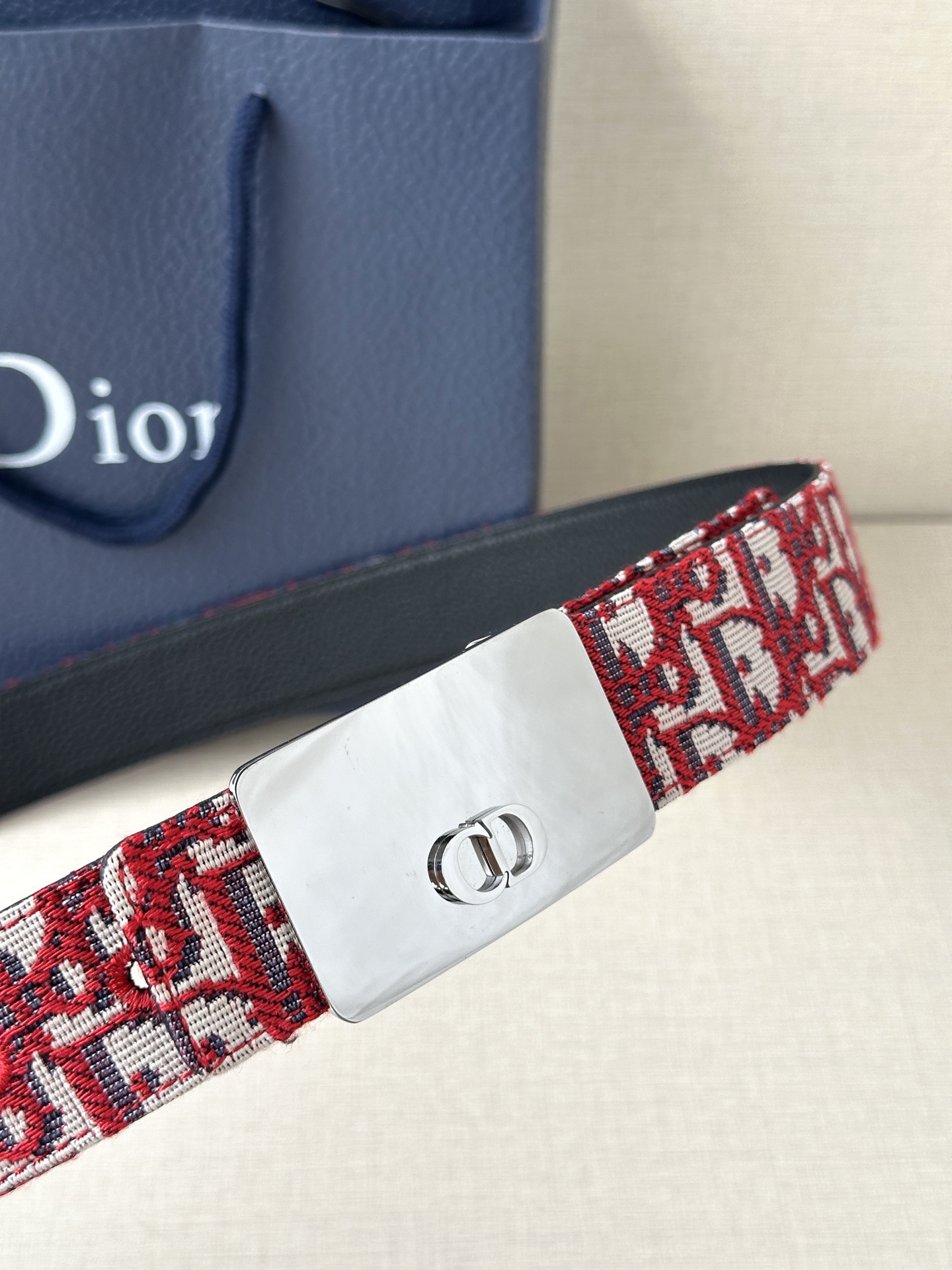 Dior Style Beige Leather Men's Belts Lookbook Reference image 2