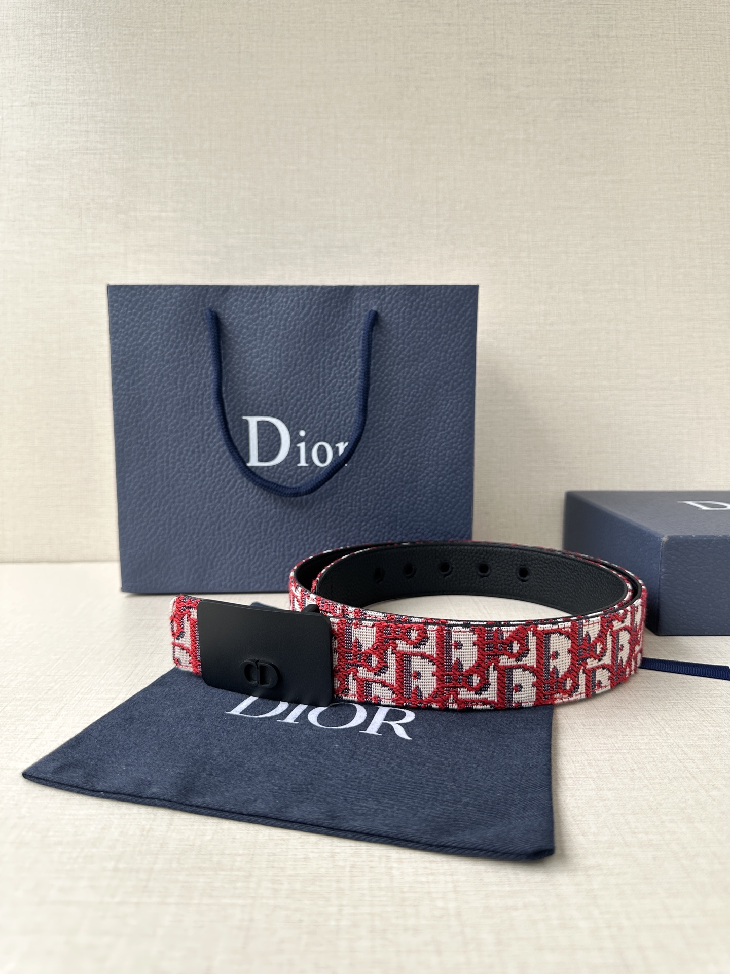 Dior Style Beige Leather Men's Belts Lookbook Reference image 2