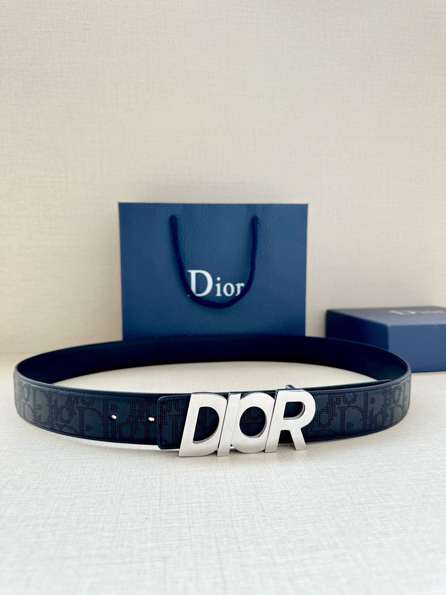 Dior Style Black Leather Men's Belts Lookbook Reference image 1
