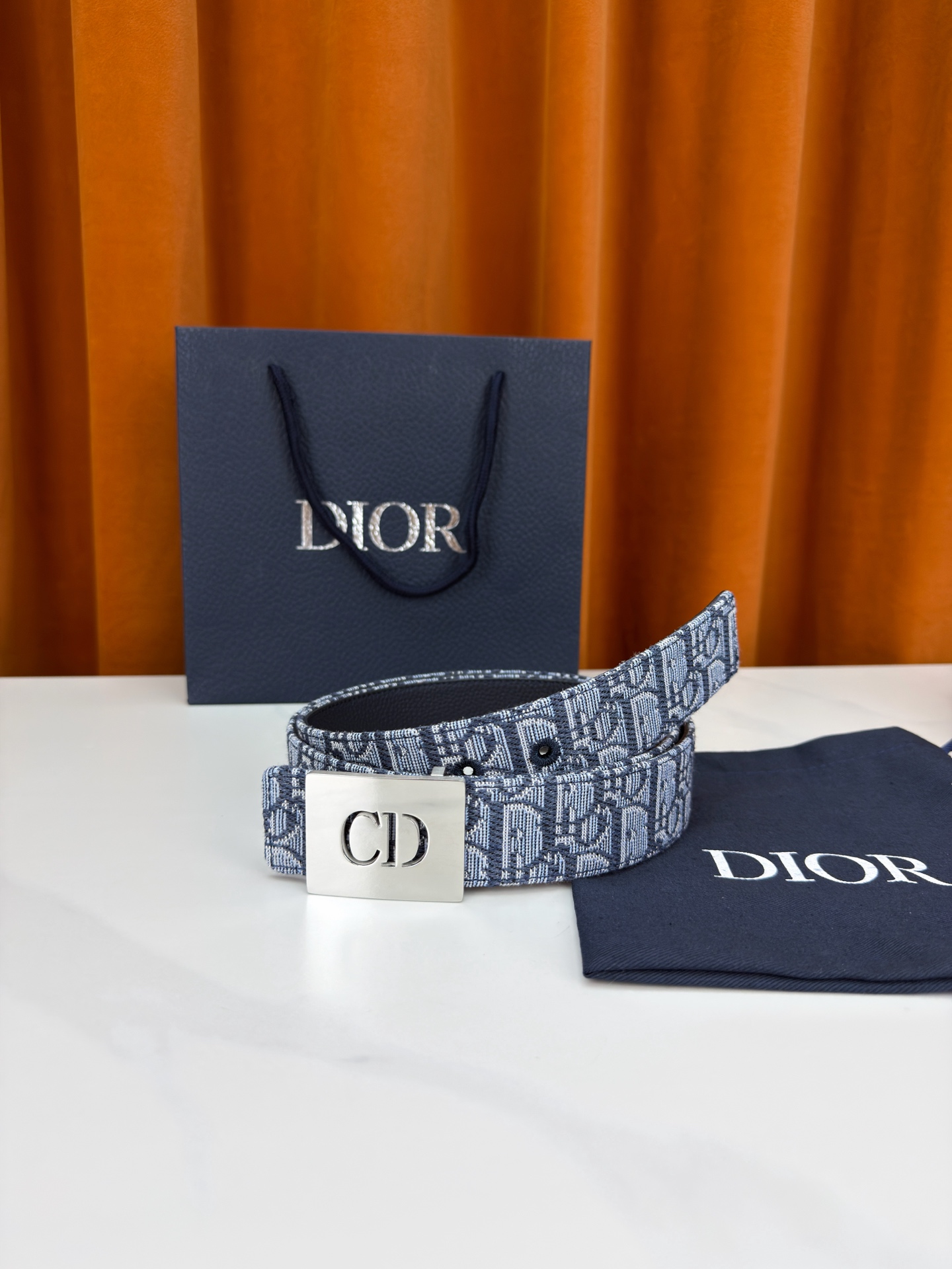Dior 迪奥3.5cm宽度腰带 甄选经典Oblique老花帆布 蓝白交织纹理隽永复古