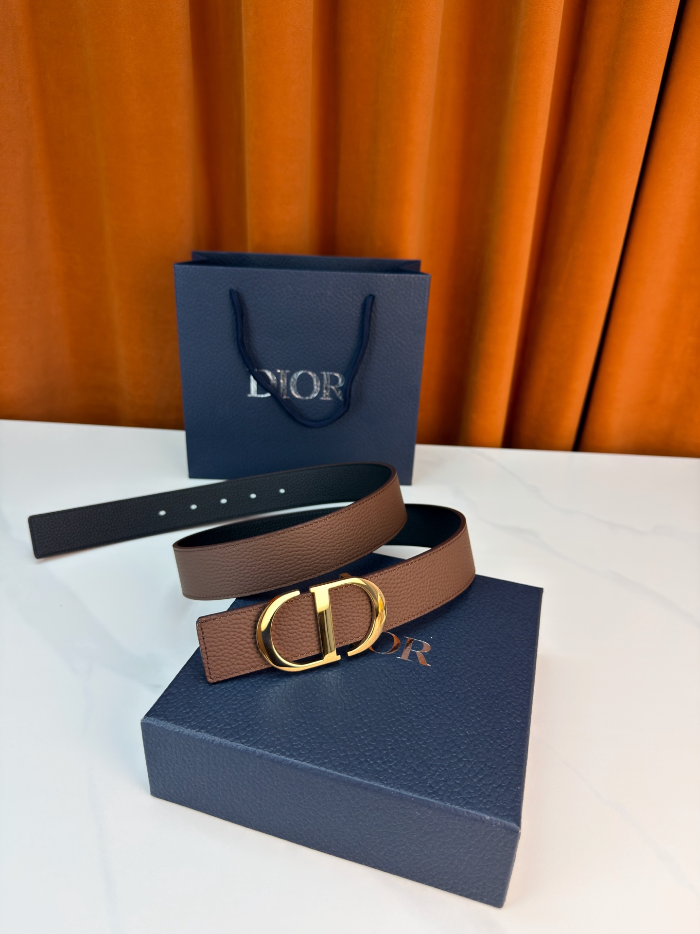 Dior宽度3.5cm双面腰带 甄选荔枝纹牛皮-Chinese wholesaler seller Clothes Bags handbags wholesale Shoes High Quatity wholesaler seller Cheap Sneakers from China Factory Chinese suppliers china wholesale clothing wholesaler seller Dior宽度3.5cm双面腰带 甄选荔枝纹牛皮