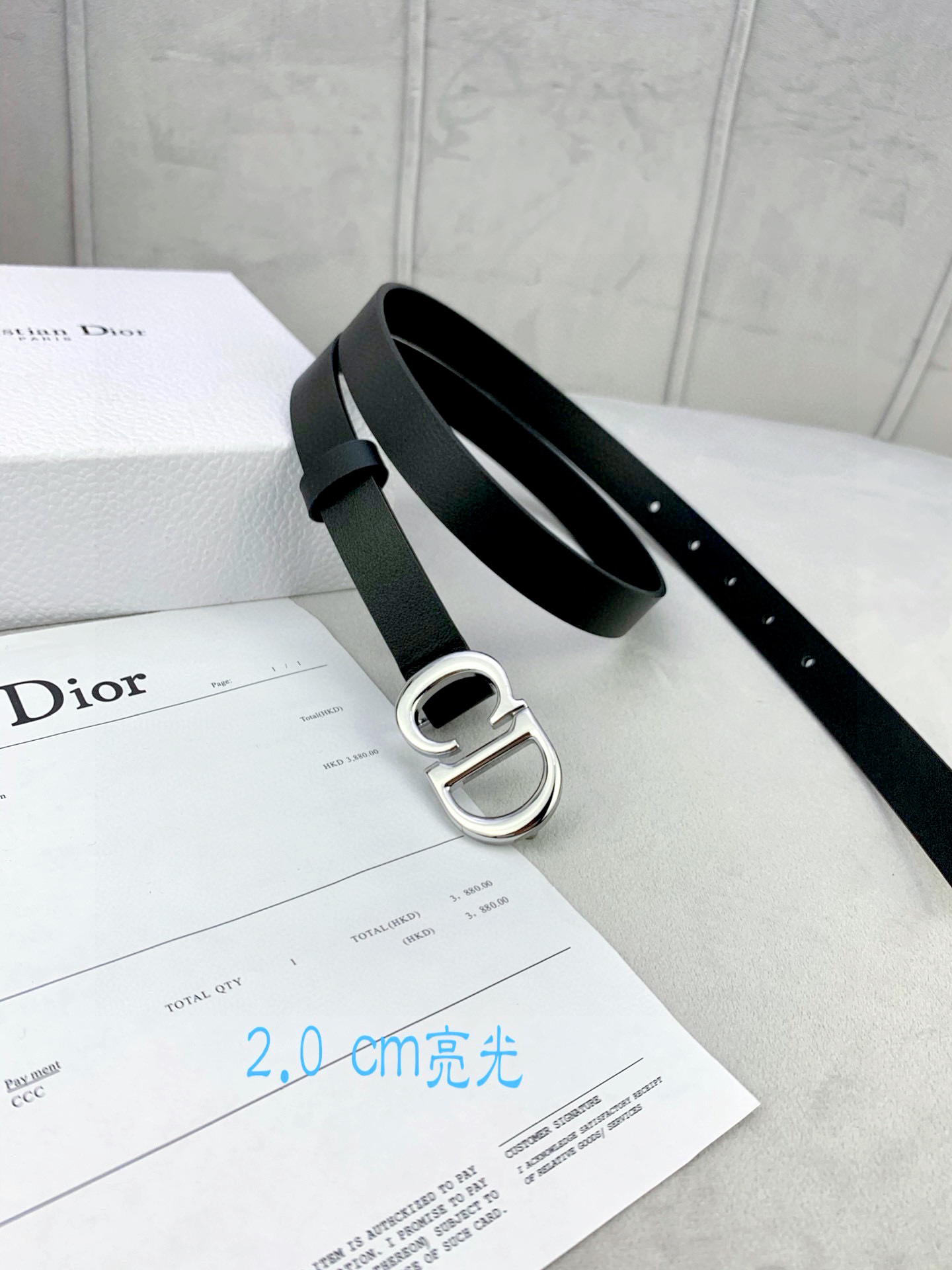宽度2.0cm Dior（迪奧）爆款平面無線帶身/Saddle进口小牛皮带身金属“CD”标志 採用進口雙
