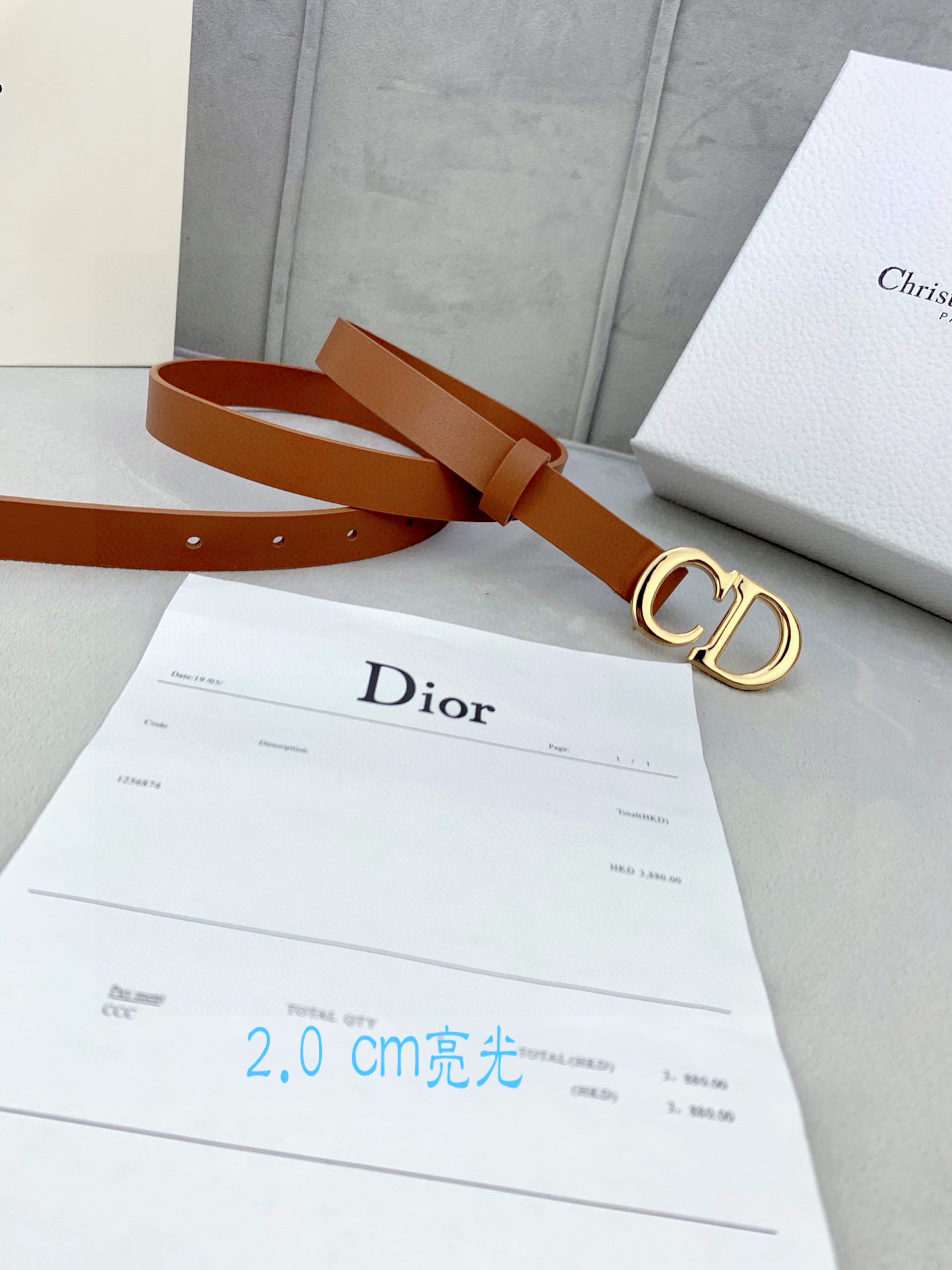 宽度2.0cm Dior（迪奧）爆款平面無線帶身/Saddle进口小牛皮带身金属“CD”标志 採用進口雙