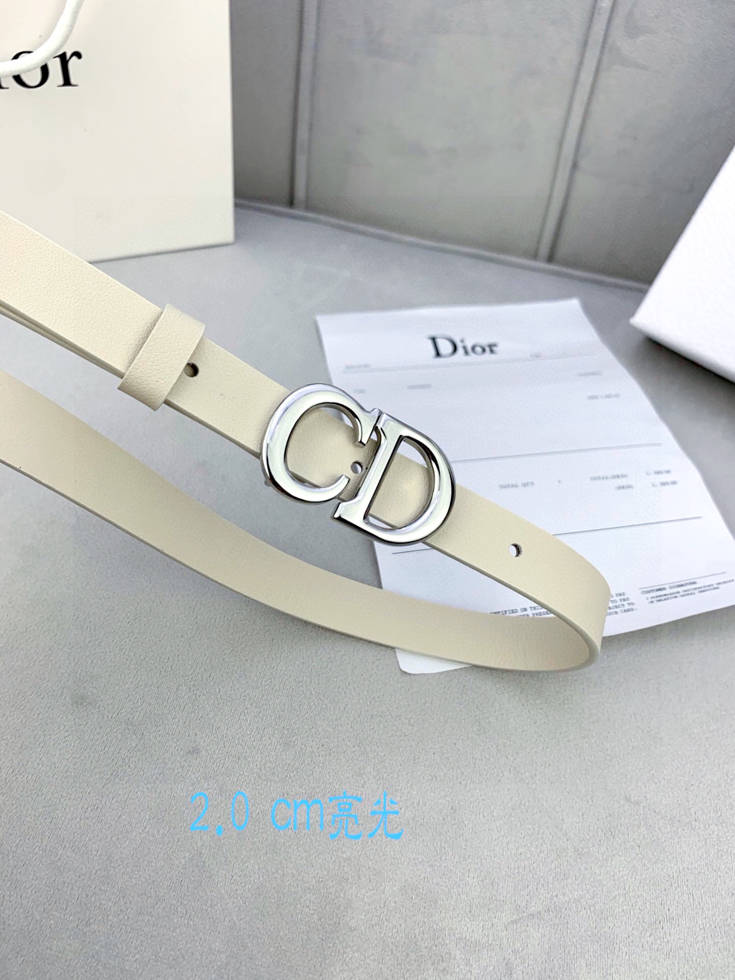 宽度2.0cm Dior（迪奧）爆款平面無線帶身/Saddle进口小牛皮带身金属“CD”标志 採用進口雙
