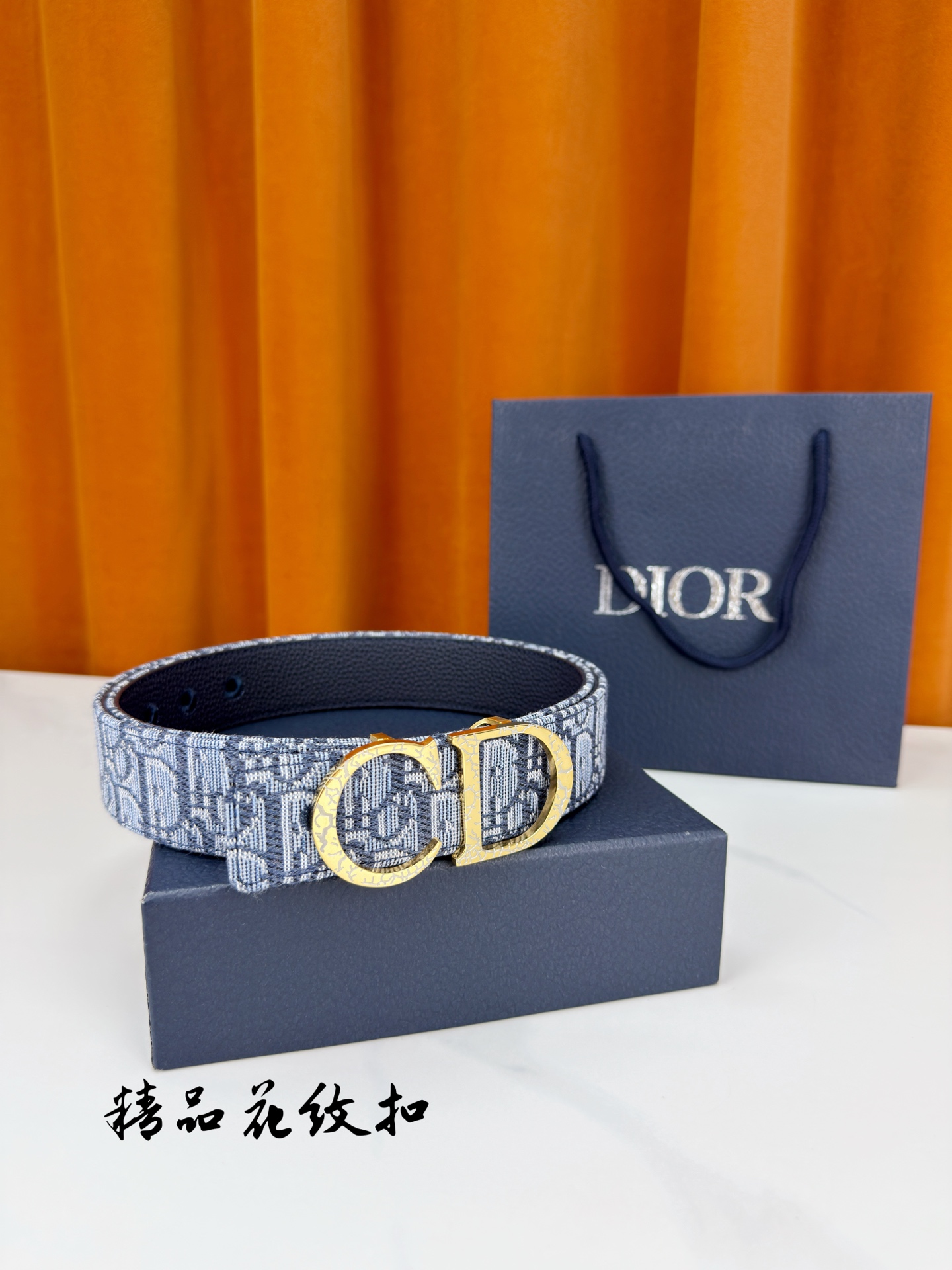 Dior 宽度3.5cm双面腰带 老花提花帆布搭配深蓝荔枝纹皮革-Top High Quatity Cheap Sneakers Fashion Clothing Clothes Bags handbags Shoes of all Brand wholesale With The best Quality And Beautiful Price from China Factory Chinese suppliers wholesaler seller Dior 宽度3.5cm双面腰带 老花提花帆布搭配深蓝荔枝纹皮革