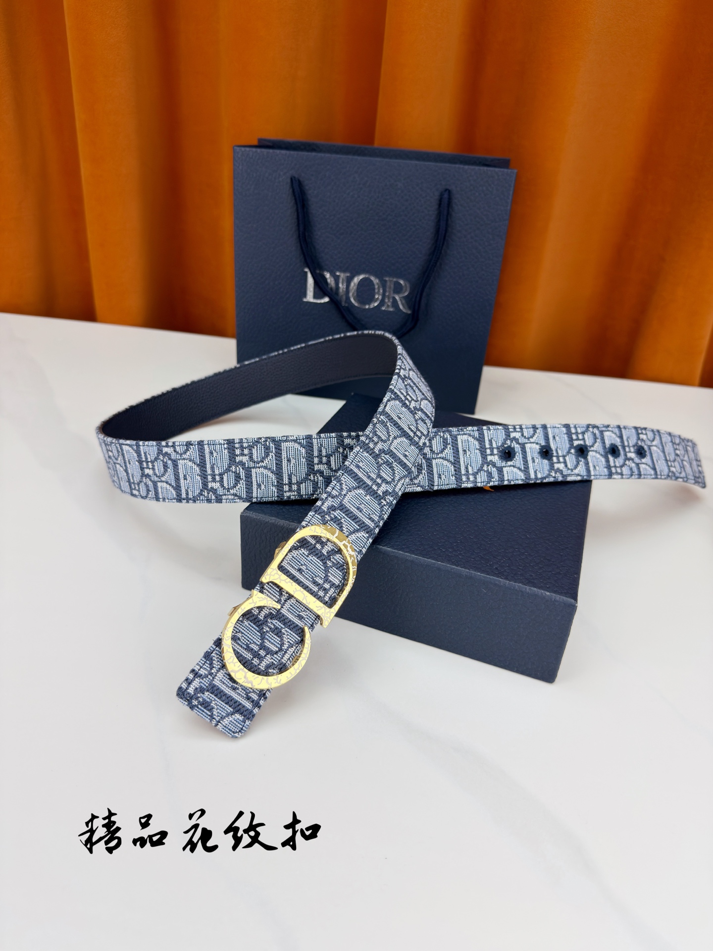 Dior 宽度3.5cm双面腰带 老花提花帆布搭配深蓝荔枝纹皮革-Top High Quatity Cheap Sneakers Fashion Clothing Clothes Bags handbags Shoes of all Brand wholesale With The best Quality And Beautiful Price from China Factory Chinese suppliers wholesaler seller Dior 宽度3.5cm双面腰带 老花提花帆布搭配深蓝荔枝纹皮革
