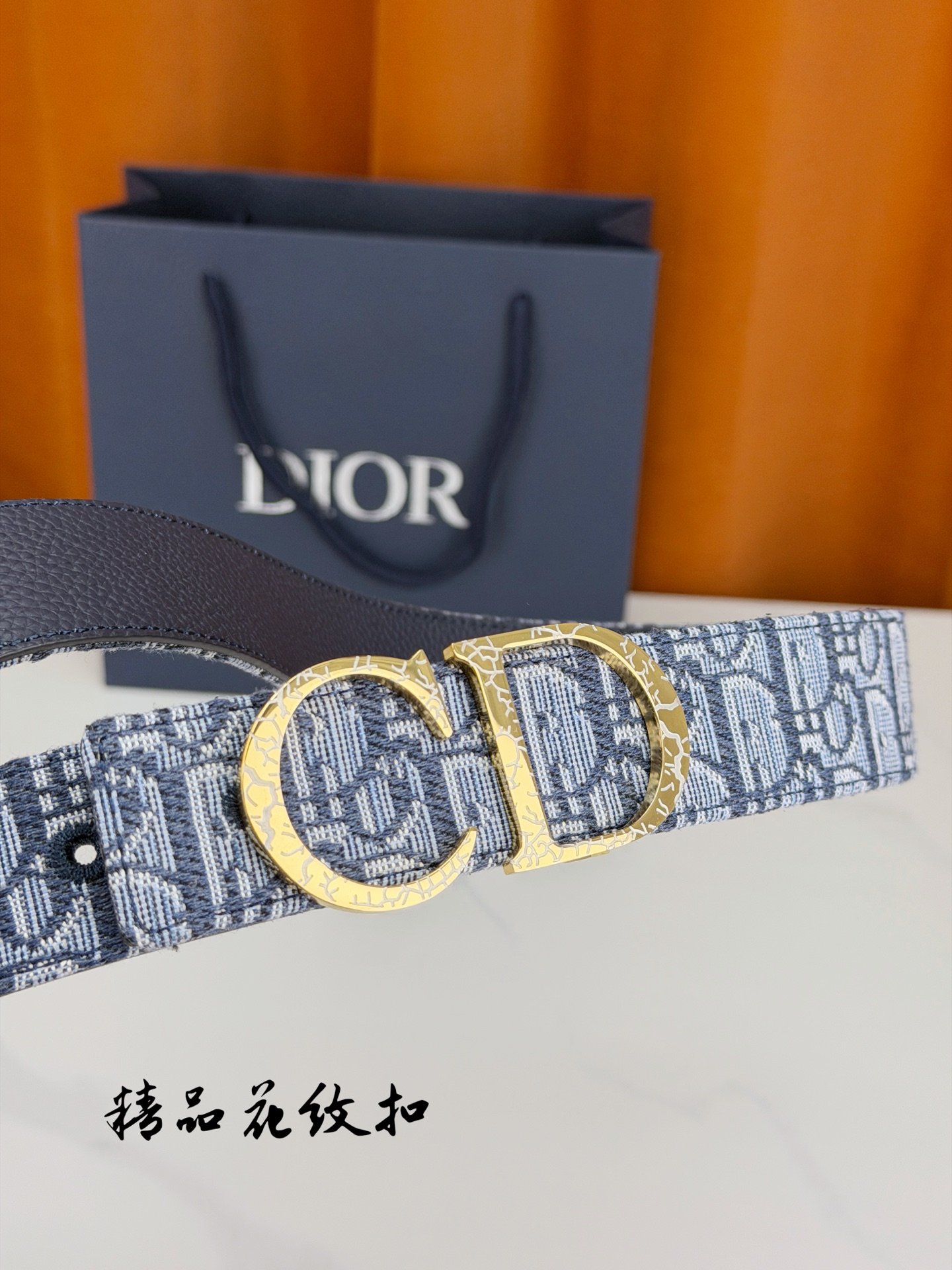 Dior 宽度3.5cm双面腰带 老花提花帆布搭配深蓝荔枝纹皮革-Top High Quatity Cheap Sneakers Fashion Clothing Clothes Bags handbags Shoes of all Brand wholesale With The best Quality And Beautiful Price from China Factory Chinese suppliers wholesaler seller Dior 宽度3.5cm双面腰带 老花提花帆布搭配深蓝荔枝纹皮革