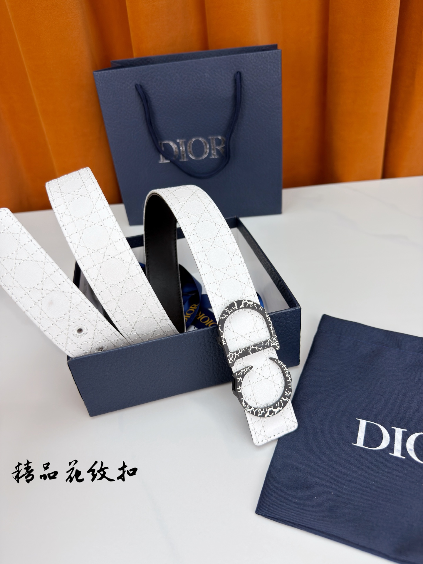 Dior 宽度3.5cm精品花纹扣菱格腰带 黑色皮革满缝菱格针脚-Top High Quatity Cheap Sneakers Fashion Clothing Clothes Bags handbags Shoes of all Brand wholesale With The best Quality And Beautiful Price from China Factory Chinese suppliers wholesaler seller Dior 宽度3.5cm精品花纹扣菱格腰带 黑色皮革满缝菱格针脚
