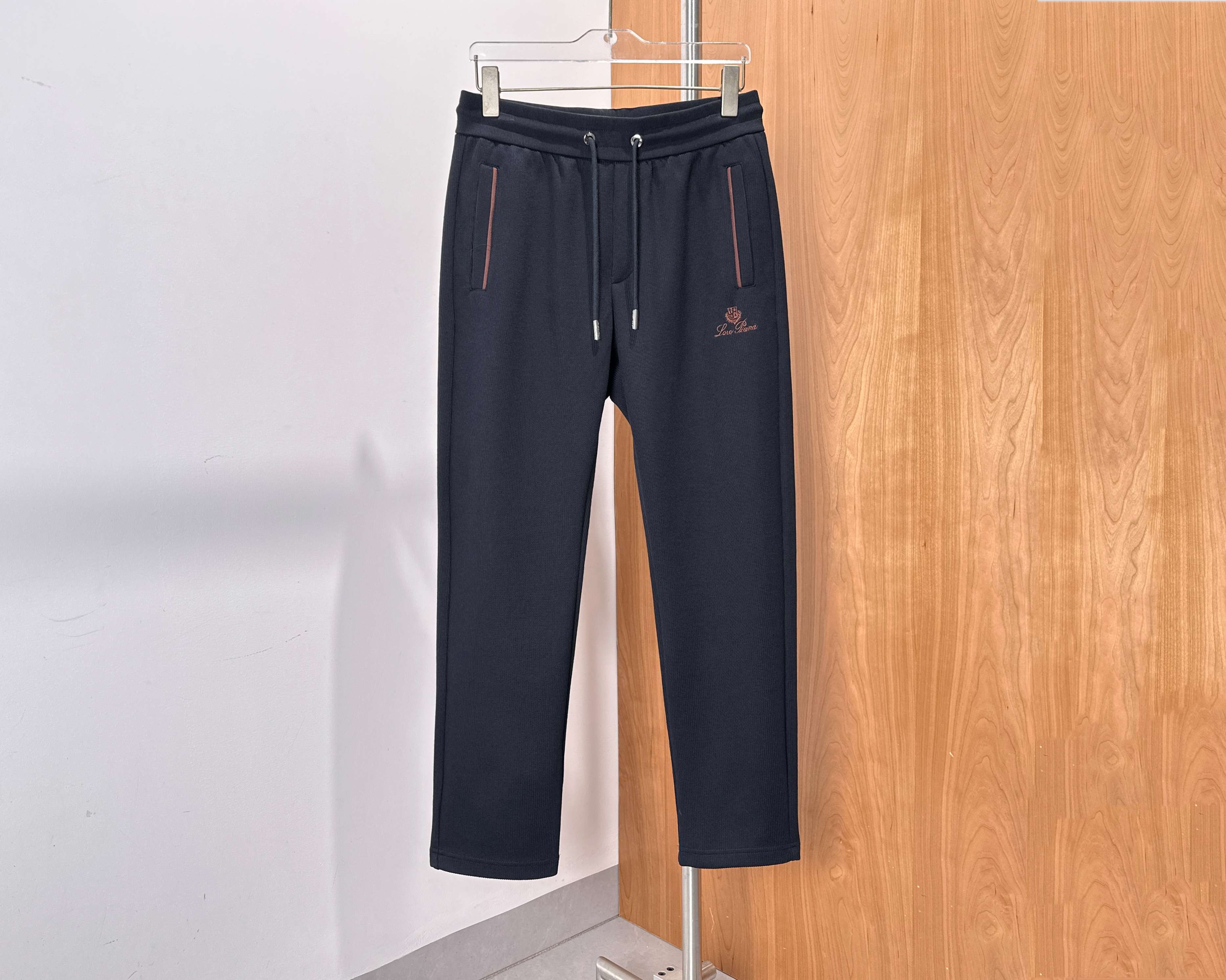 NO:565918,/set matching pants details,,alexander wang19860909/套 配套裤子细节,,alexander wang,Men's clothing