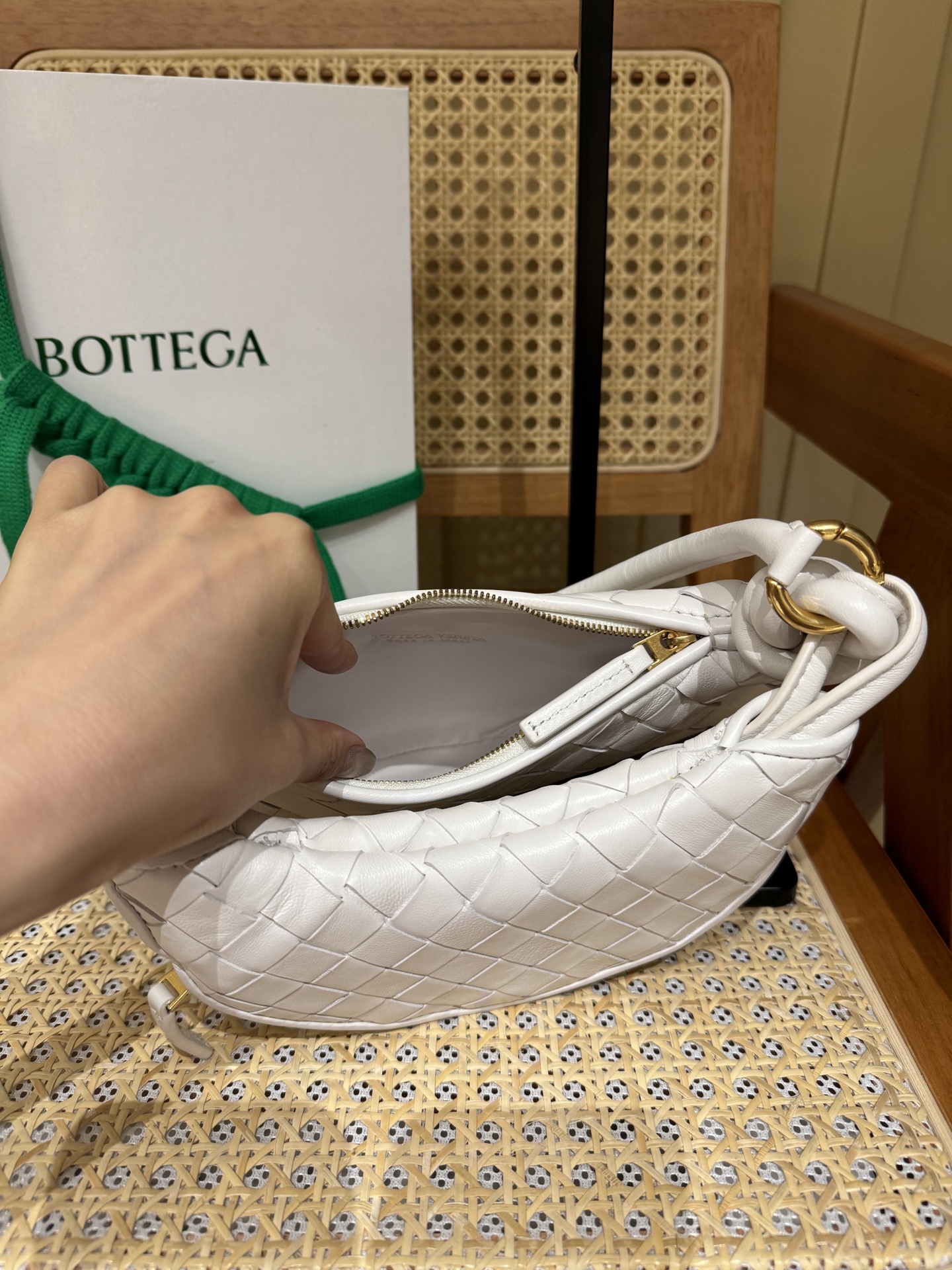 Bottega Veneta White Gemelli Small Shoulder Bag - Woven Leather Elegance 10 i1740500415129 8624 0 8