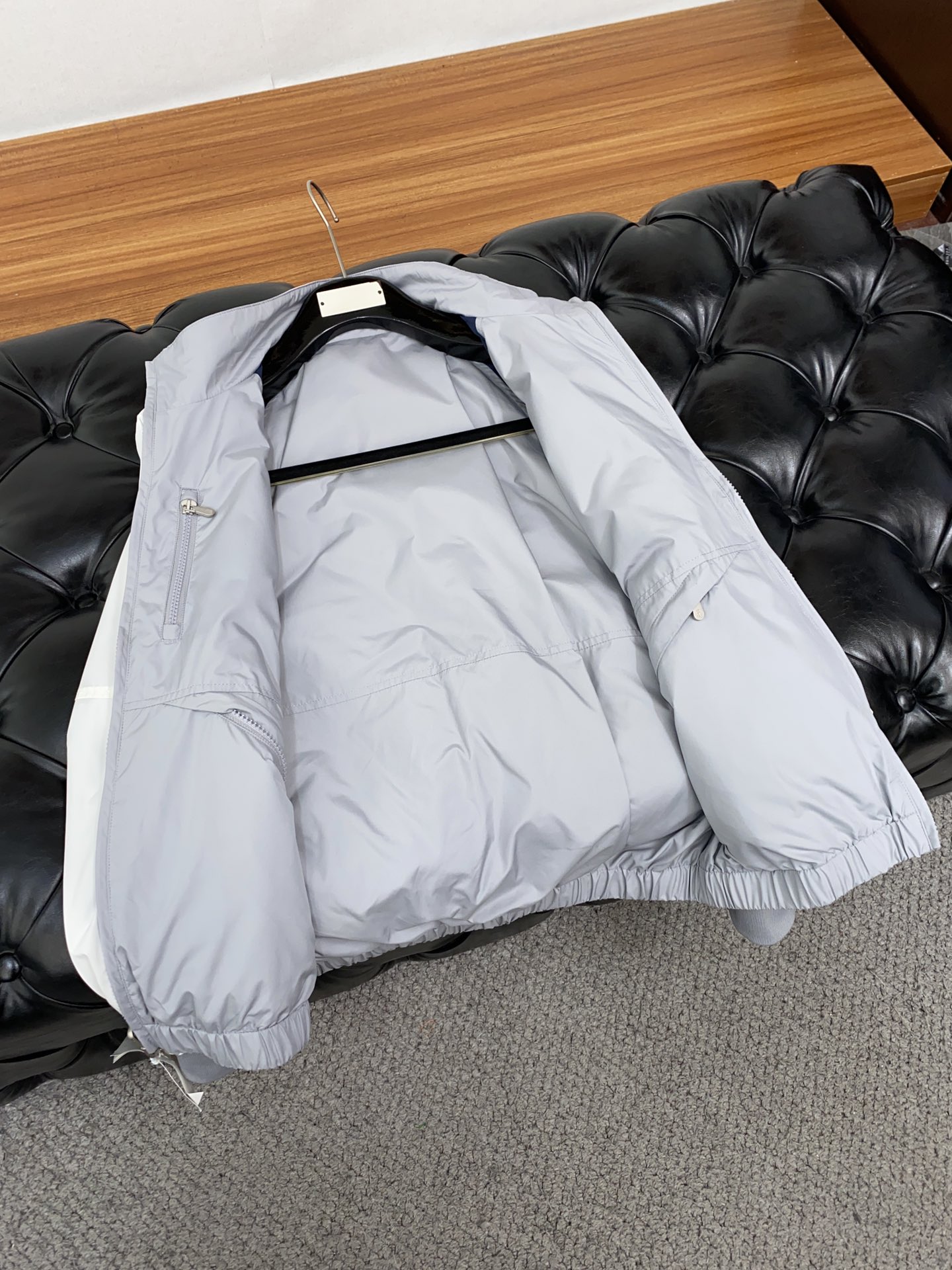 Brunellocucinelli-BC2024春夏立领休闲双面穿夹克外套拉链设计点缀添加细节款式简洁五