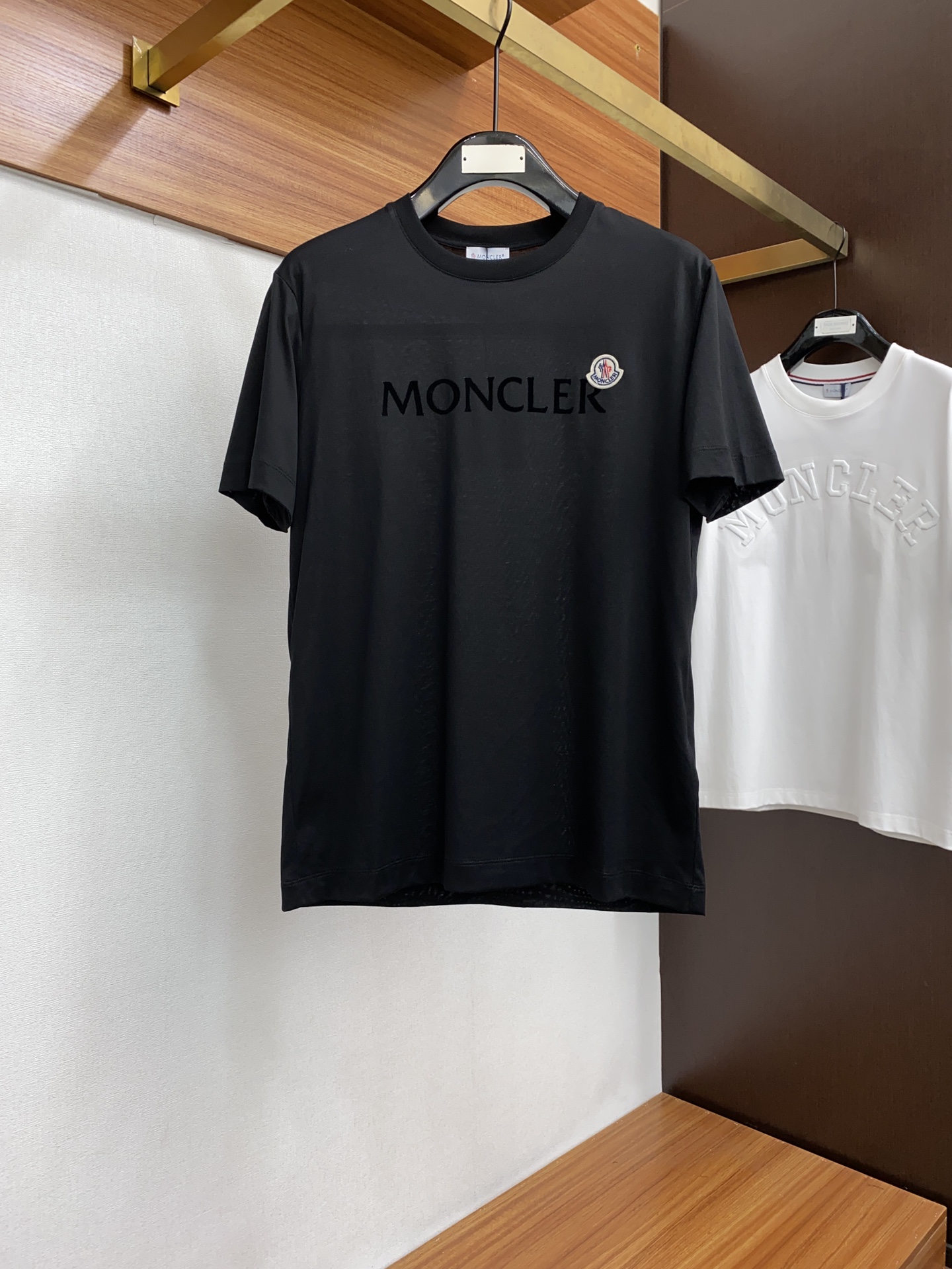 Moncler Abbigliamento T-Shirt Nero Blu Stampa Cotone mercerizzato Maniche corte