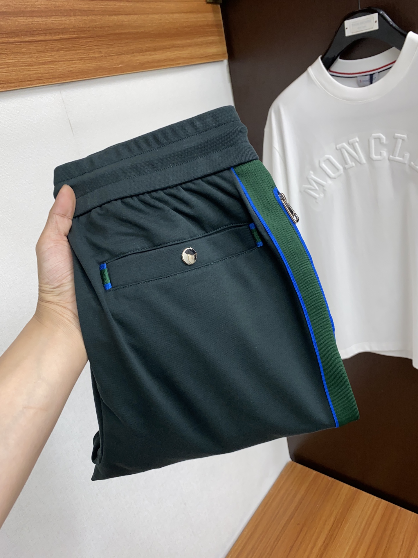 Moncler Ropa Pantalones Negro Azul Verde Algodón Colección primavera Casual