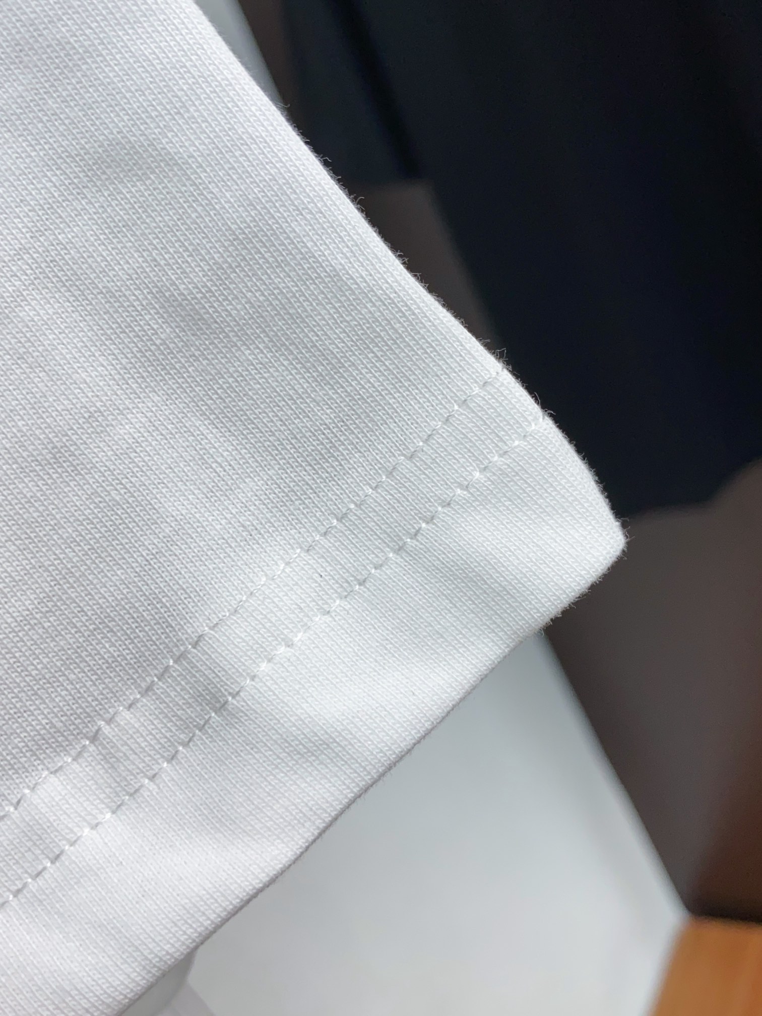 迪奥修身版型M-3xL24春夏早春新款短袖T恤顶级制作工艺进口纯棉面料手感细腻每个字母饱满立体清晰,一眼