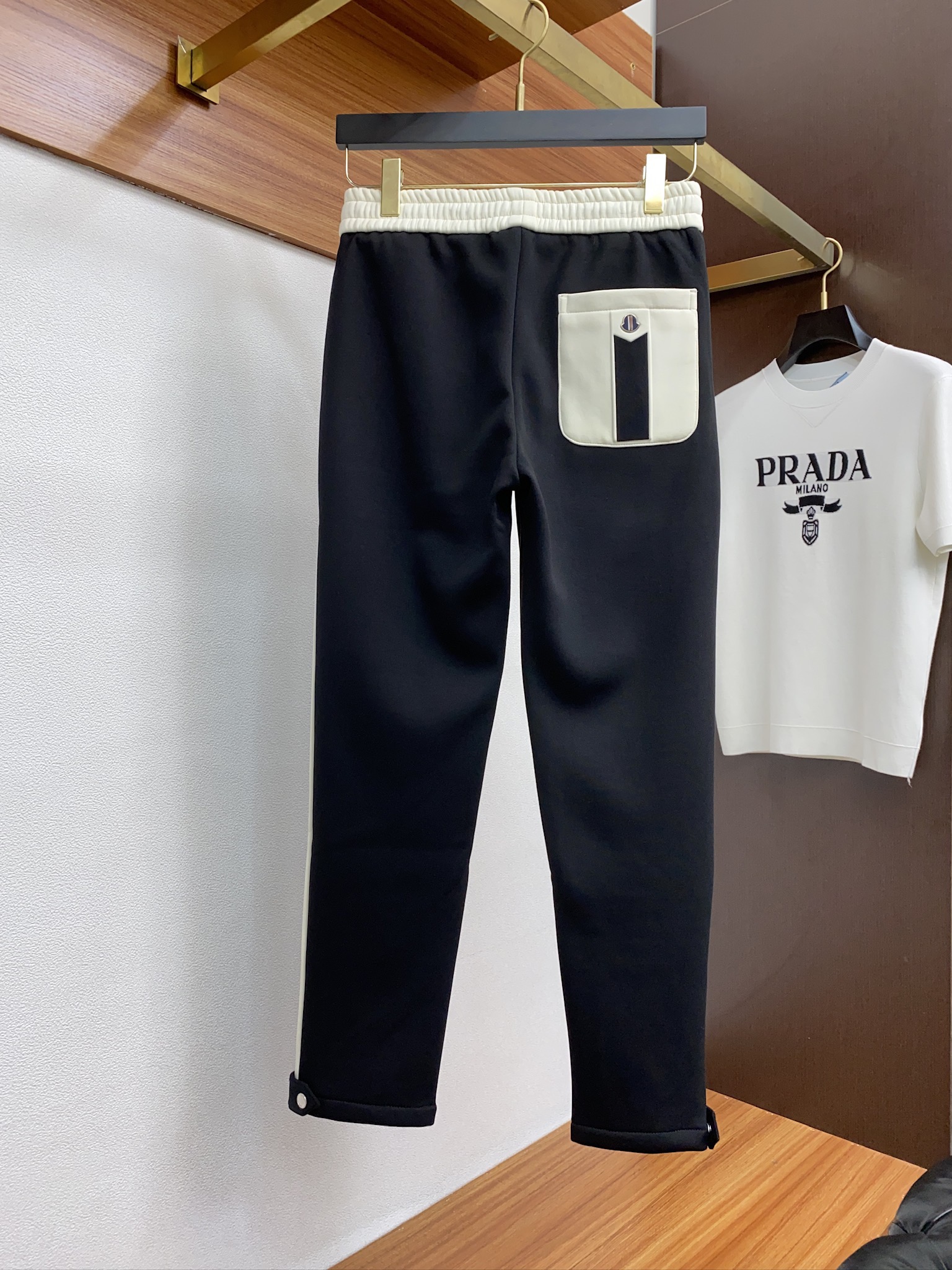 蒙口 24S秋冬男新款工艺休闲裤.加绒裤！经典！！！高端纯棉坑条绒纹复合高级不倒绒面料打造.贴身质地柔软