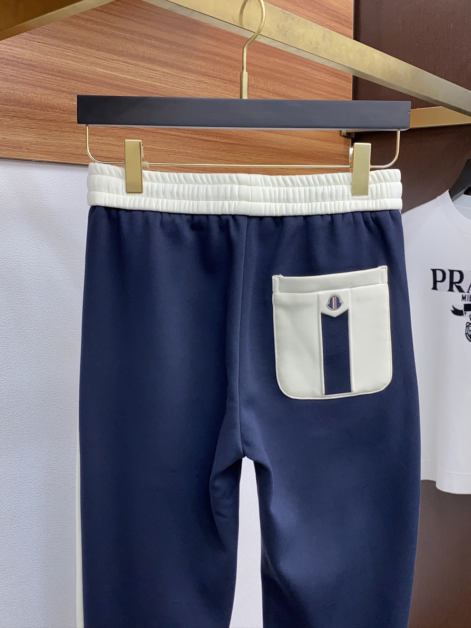 蒙口 24S秋冬男新款工艺休闲裤.加绒裤！经典！！！高端纯棉坑条绒纹复合高级不倒绒面料打造.贴身质地柔软