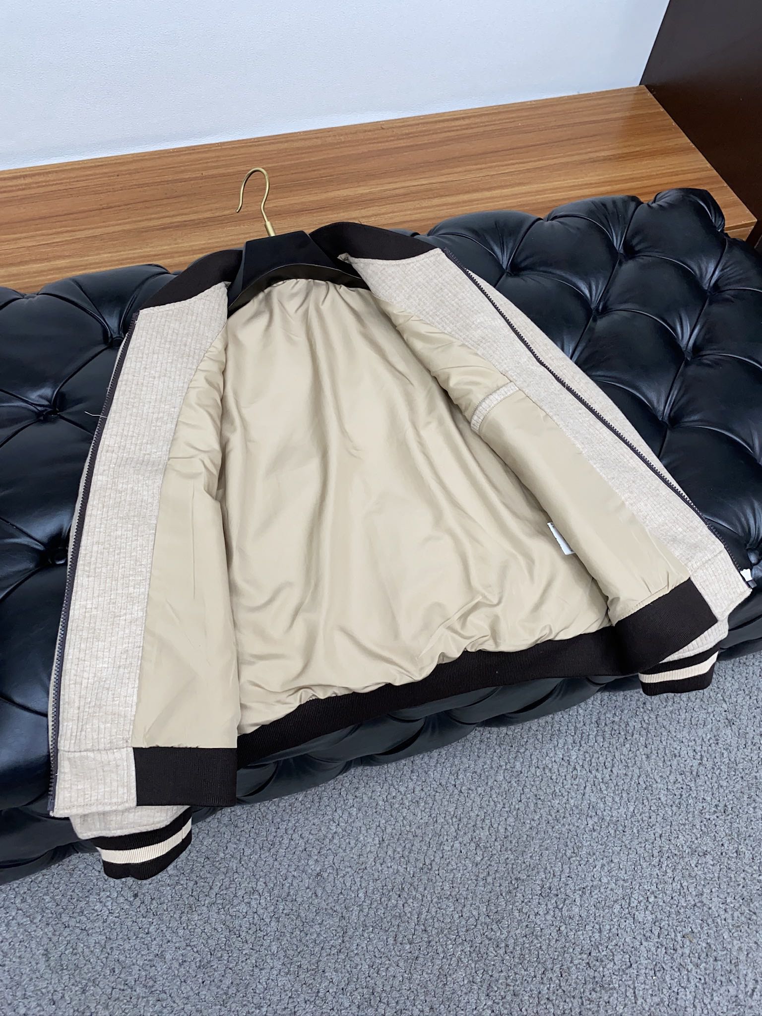 2024 New Customizable Hooded Jackets with Stylish Baseball Design - 图片 8